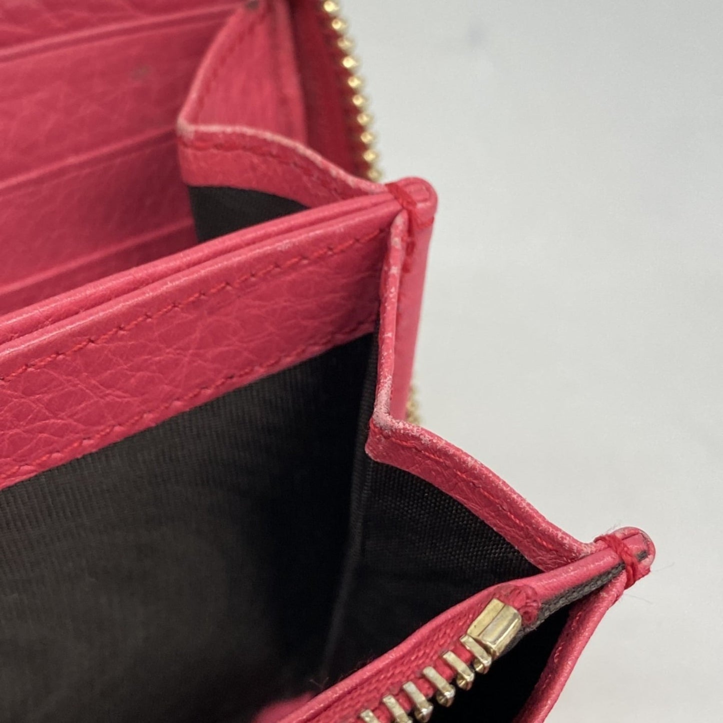Gucci Pink Leather Long Wallet (Bi-Fold) ( )