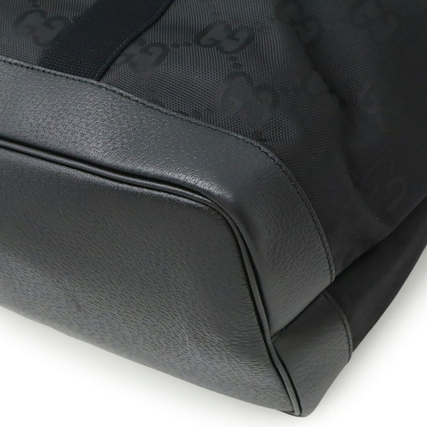 Gucci Black Nylon Canvas Shoulder Bag ( )