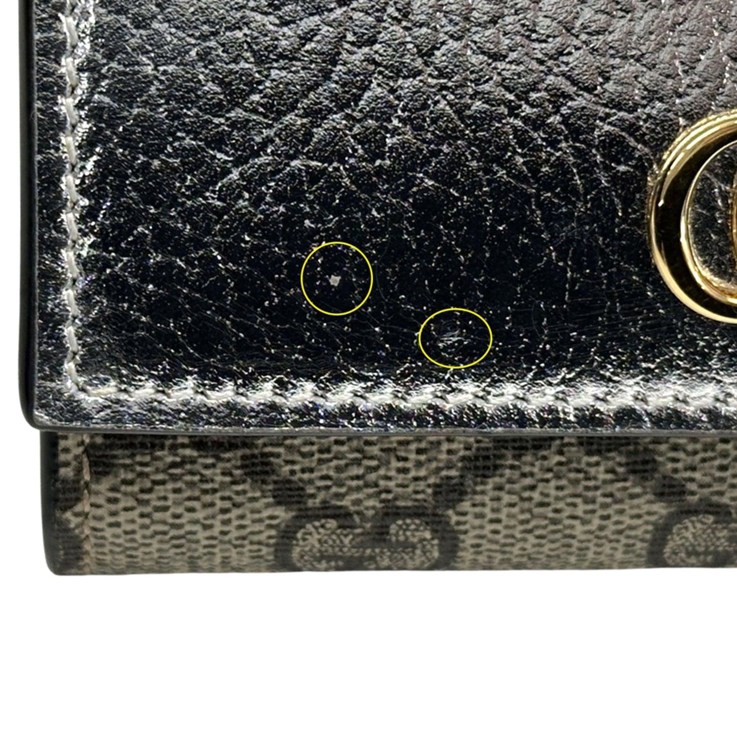 Gucci Silver Beige Pvc Wallet (Tri-Fold) ( )