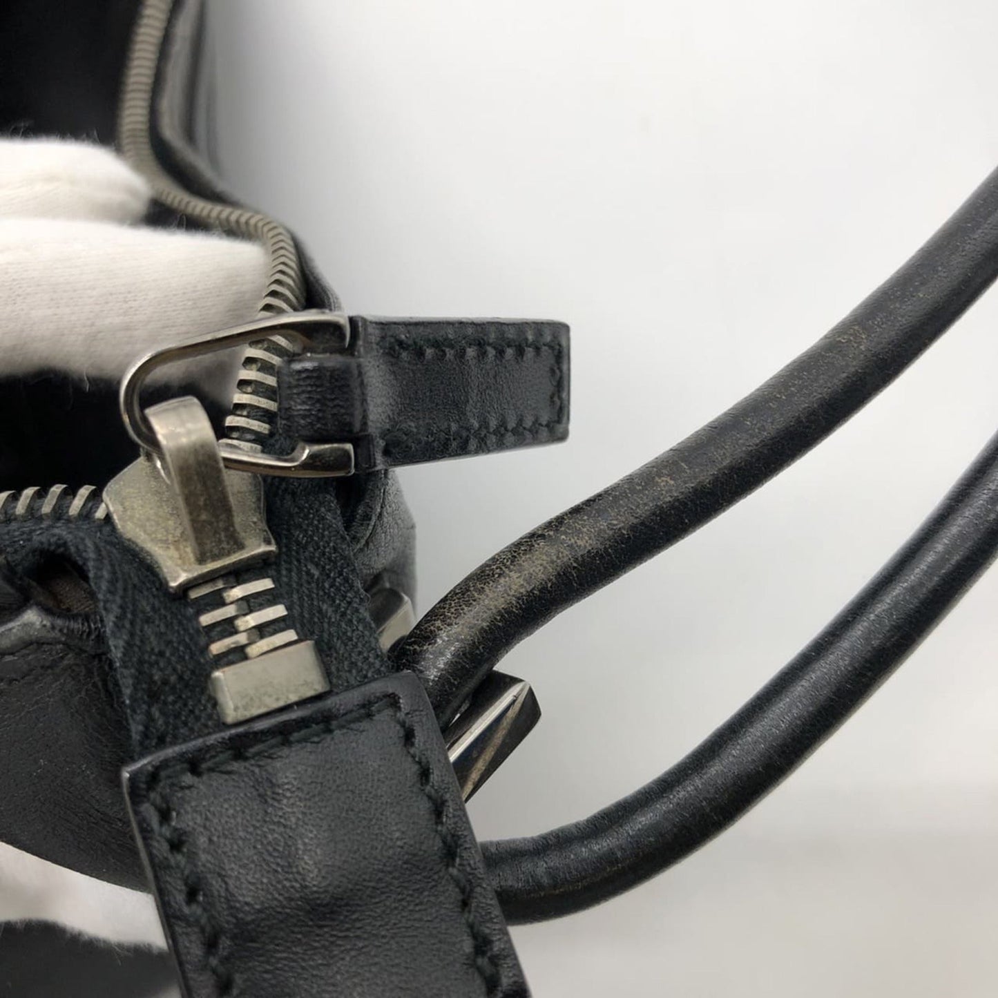 Gucci Black Leather Handbag Shoulder Bag ( )