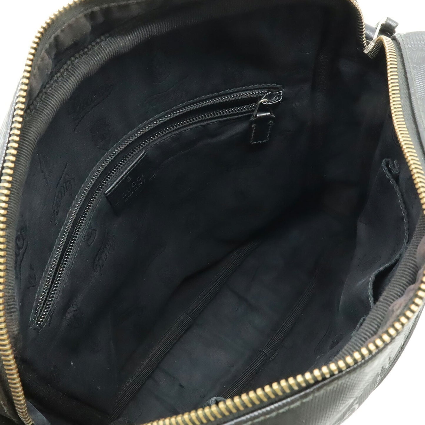 Gucci Black Gg ImprimÃ© Pochette Shoulder Bag ( )