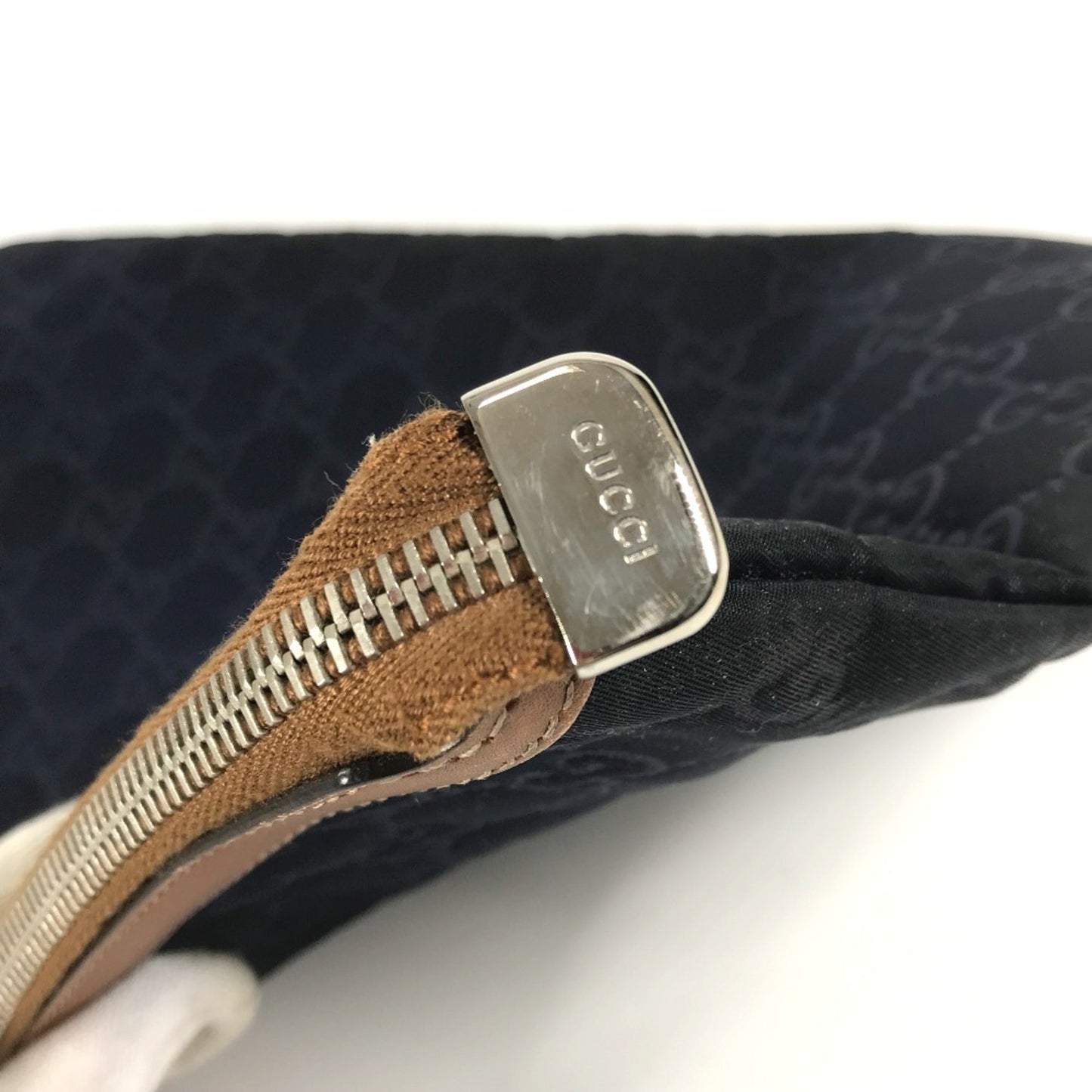 Gucci Navy Leather Nylon Clutch Bag ( )