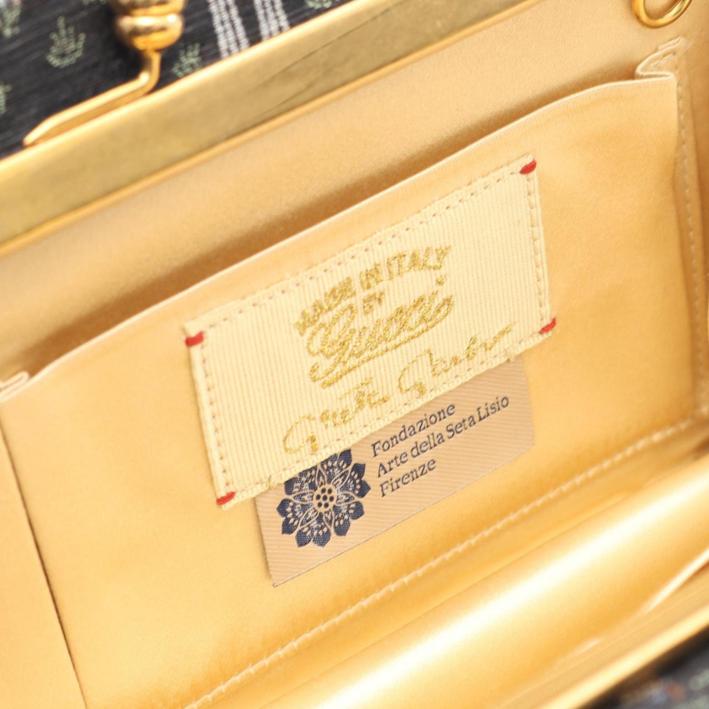 Gucci Black Multi-Color Canvas Clutch Bag ( )