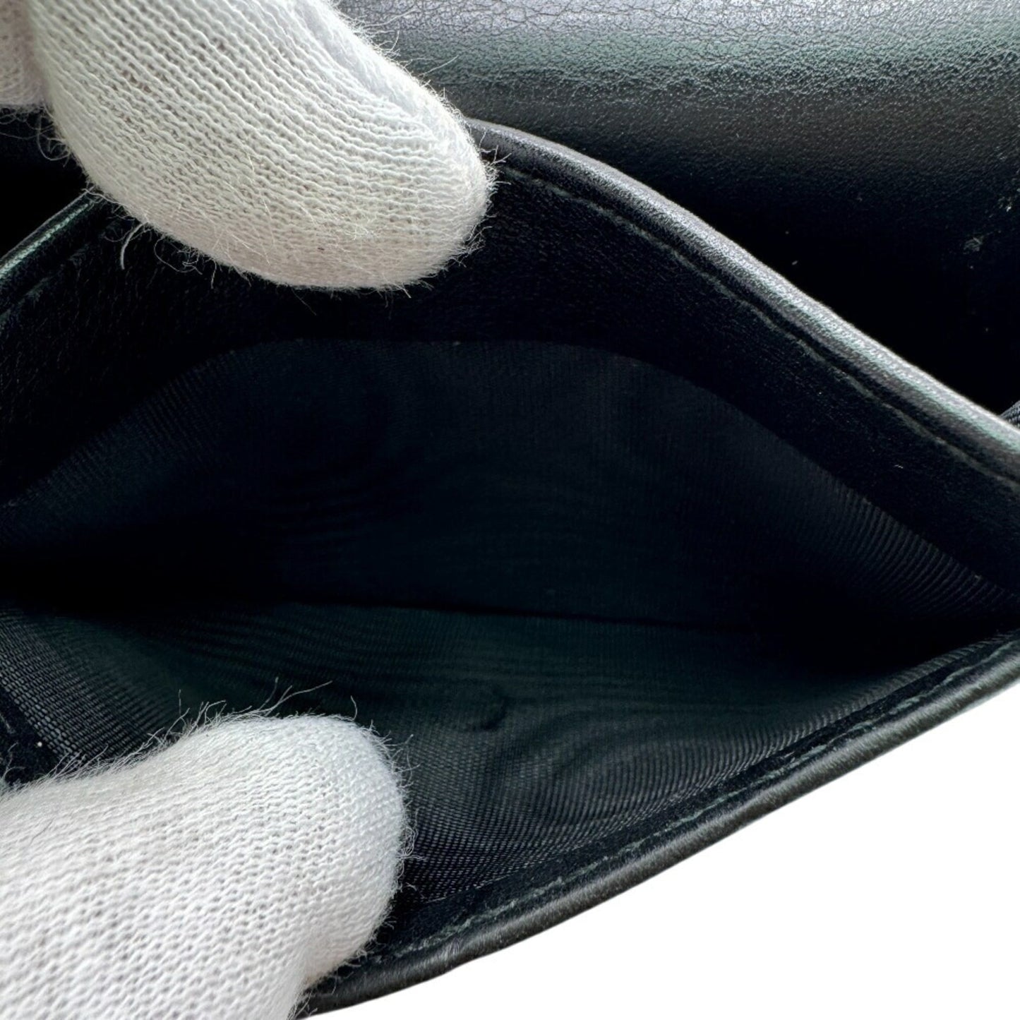 Gucci Black Leather Long Wallet (Bi-Fold) ( )