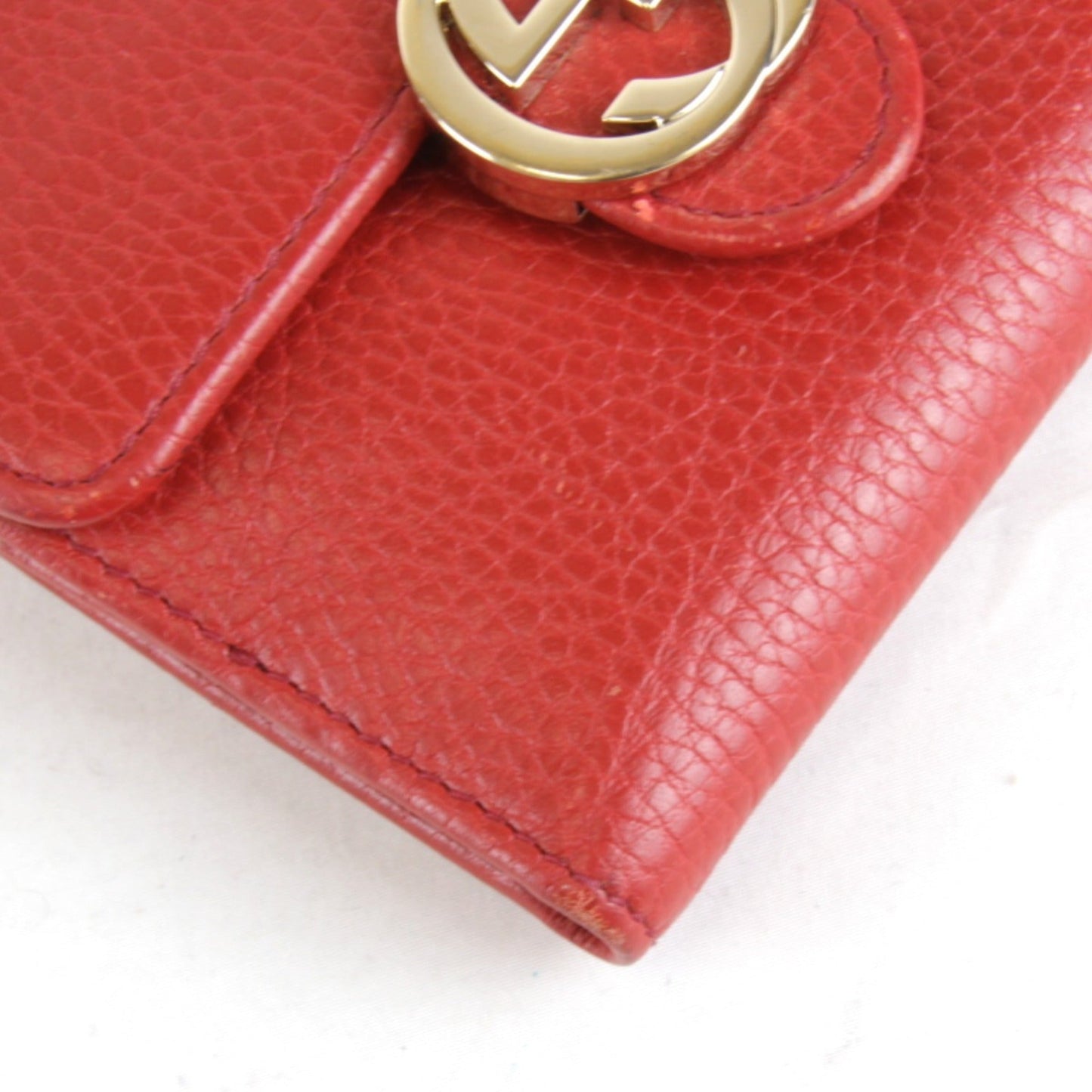 Gucci Red Color Leather Wallet (Bi-Fold) ( )
