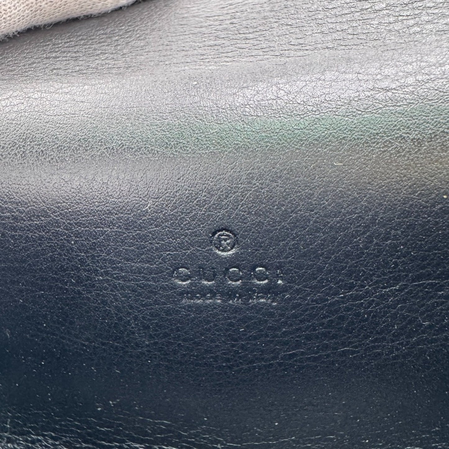 Gucci Black Leather Long Wallet (Bi-Fold) ( )