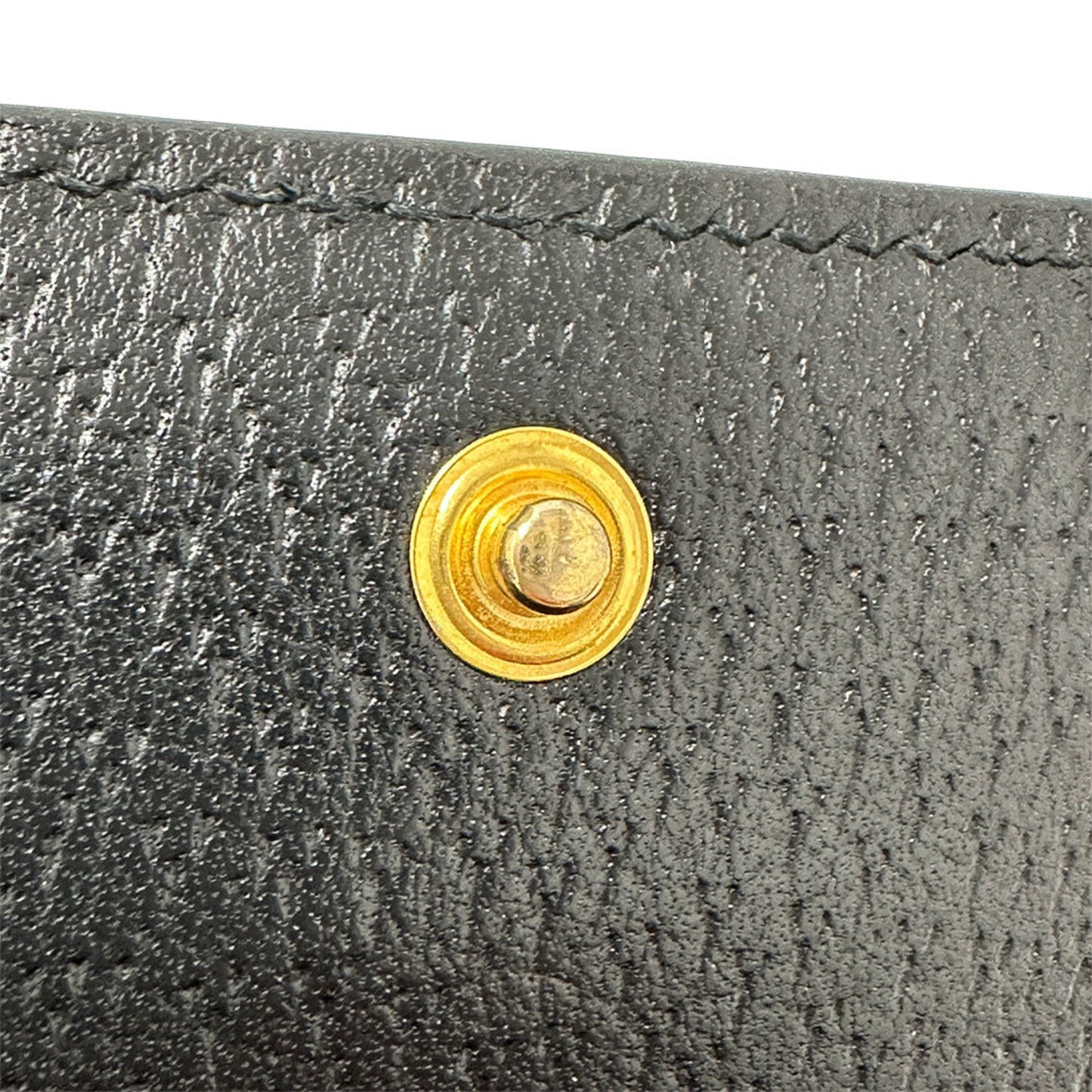 Gucci Black Leather Long Wallet (Bi-Fold) ( )