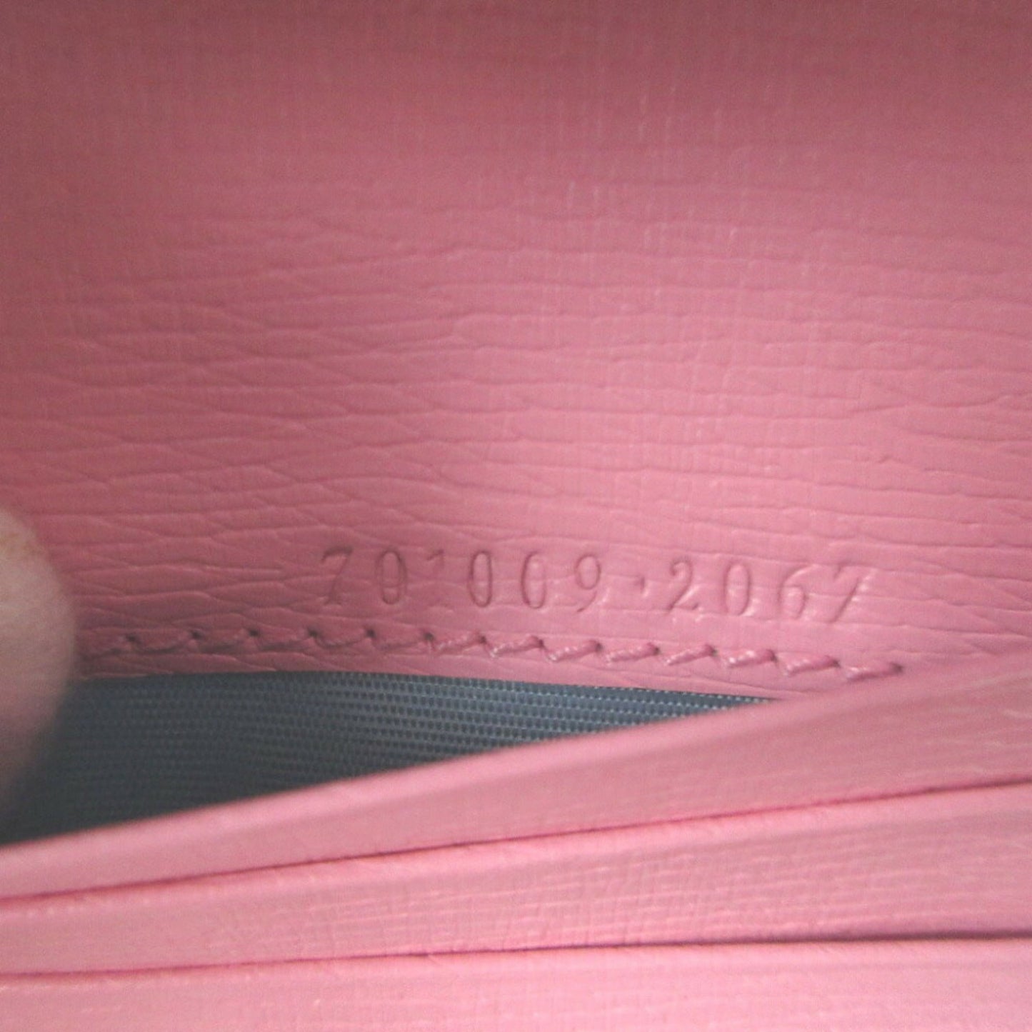 Gucci Pink Leather Coin Purse/Coin Case ( )