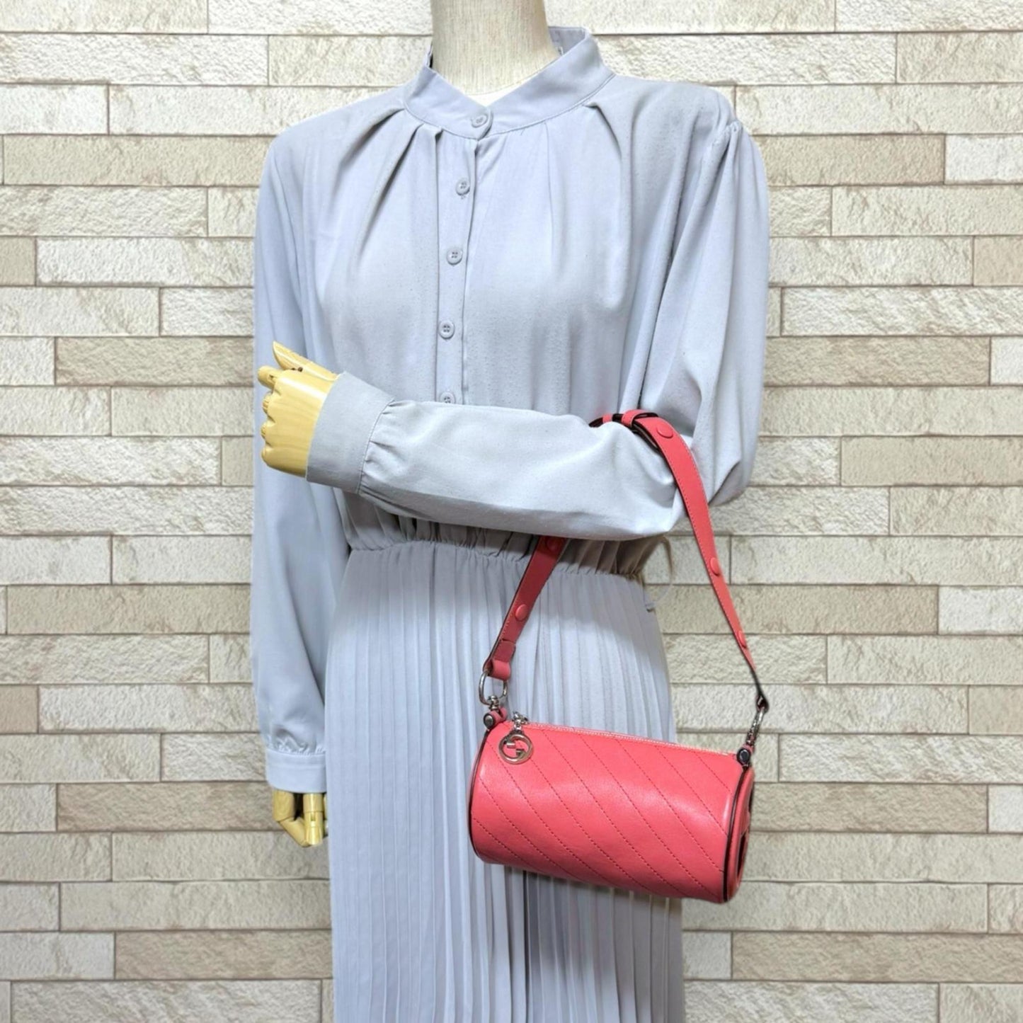 Gucci Pink Leather Shoulder Bag ( )