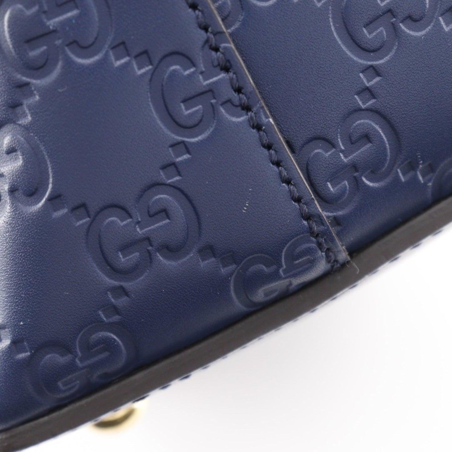 Gucci Navy Leather Handbag ( )