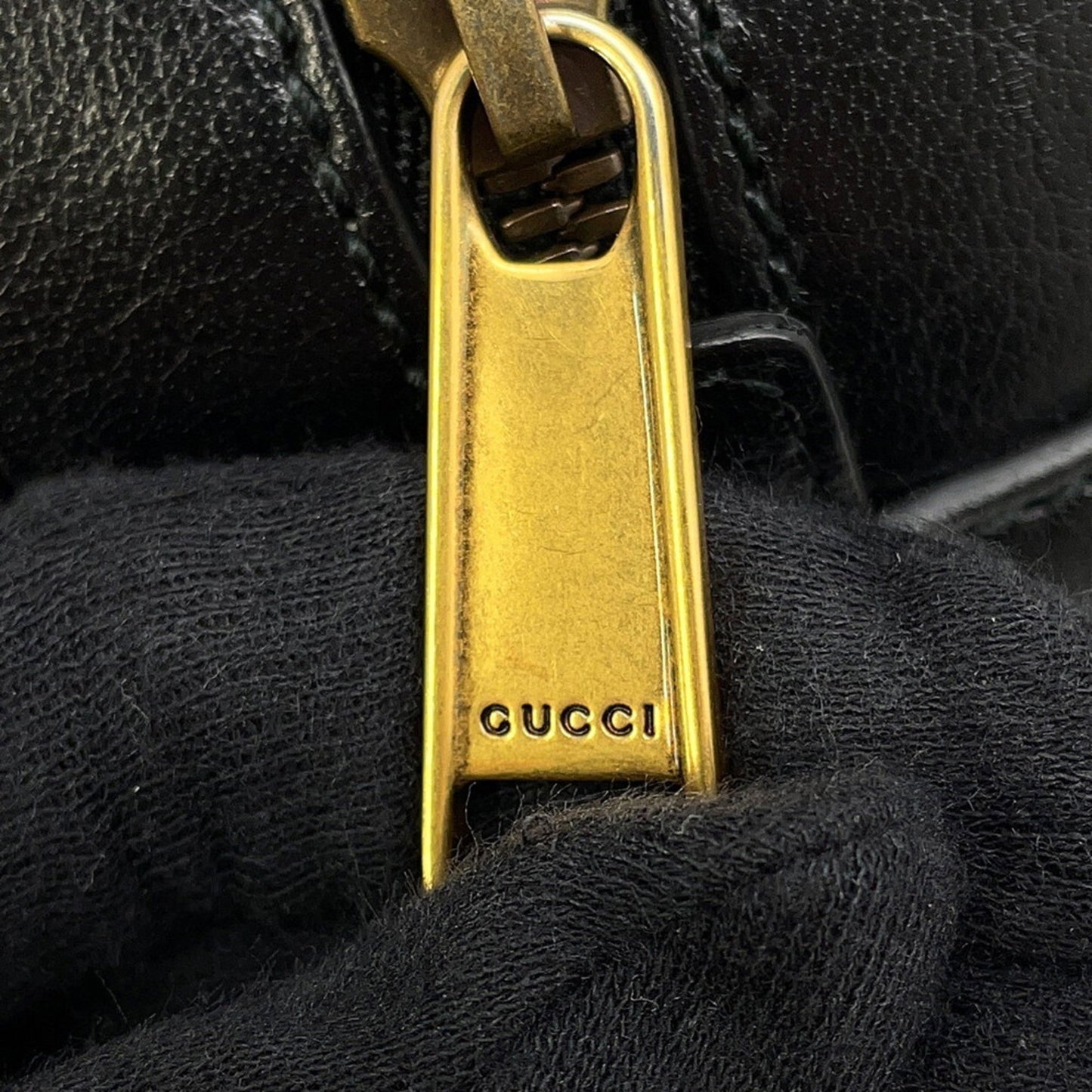 Gucci Black Leather Handbag Shoulder Bag ( )