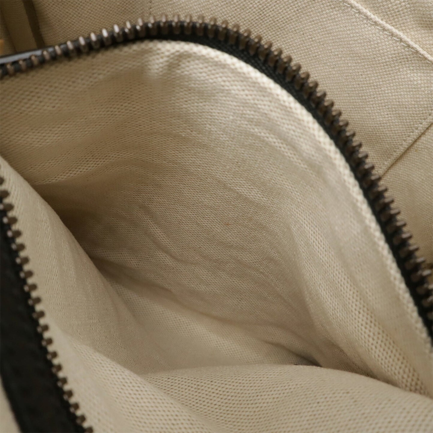 Gucci Black Leather Shoulder Bag ( )