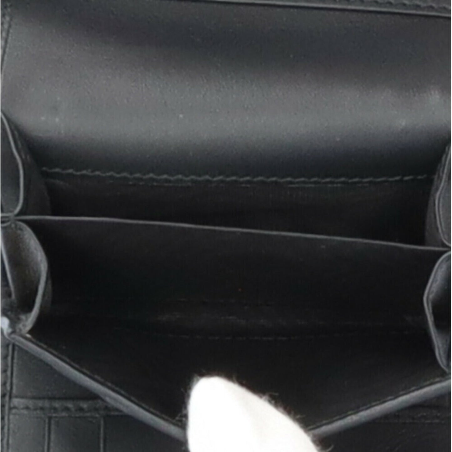 Gucci Black Leather Wallet (Tri-Fold) ( )
