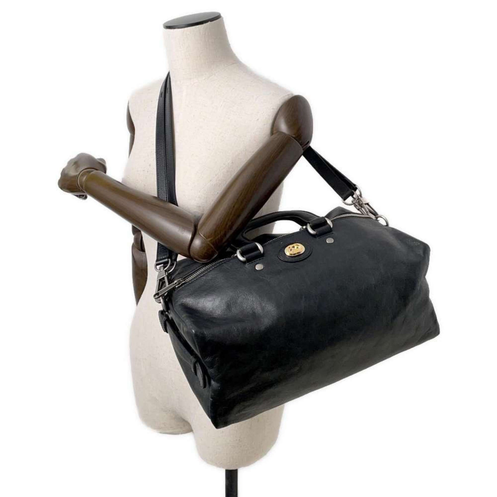 Gucci Leather Shoulder Bag