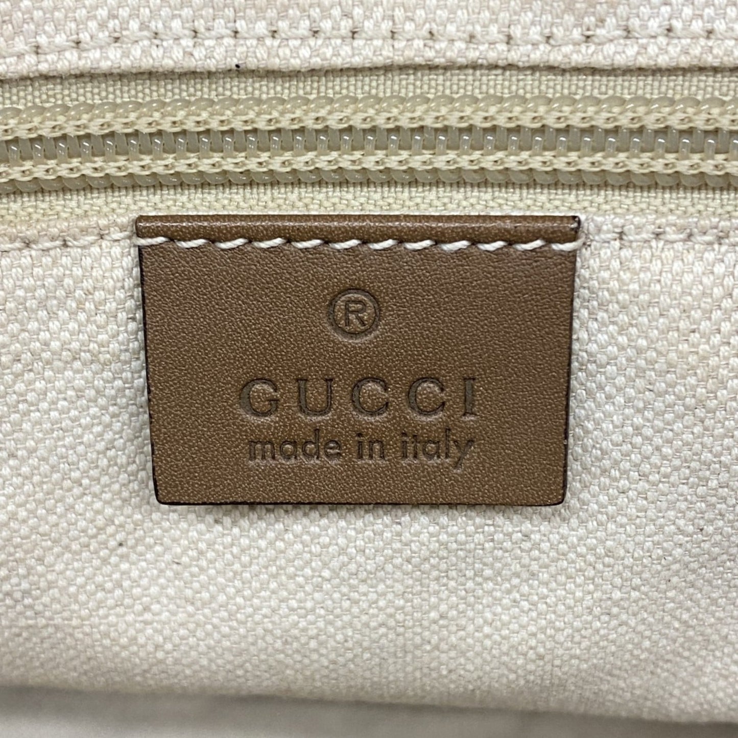 Gucci Brown Nylon Shoulder Bag ( )