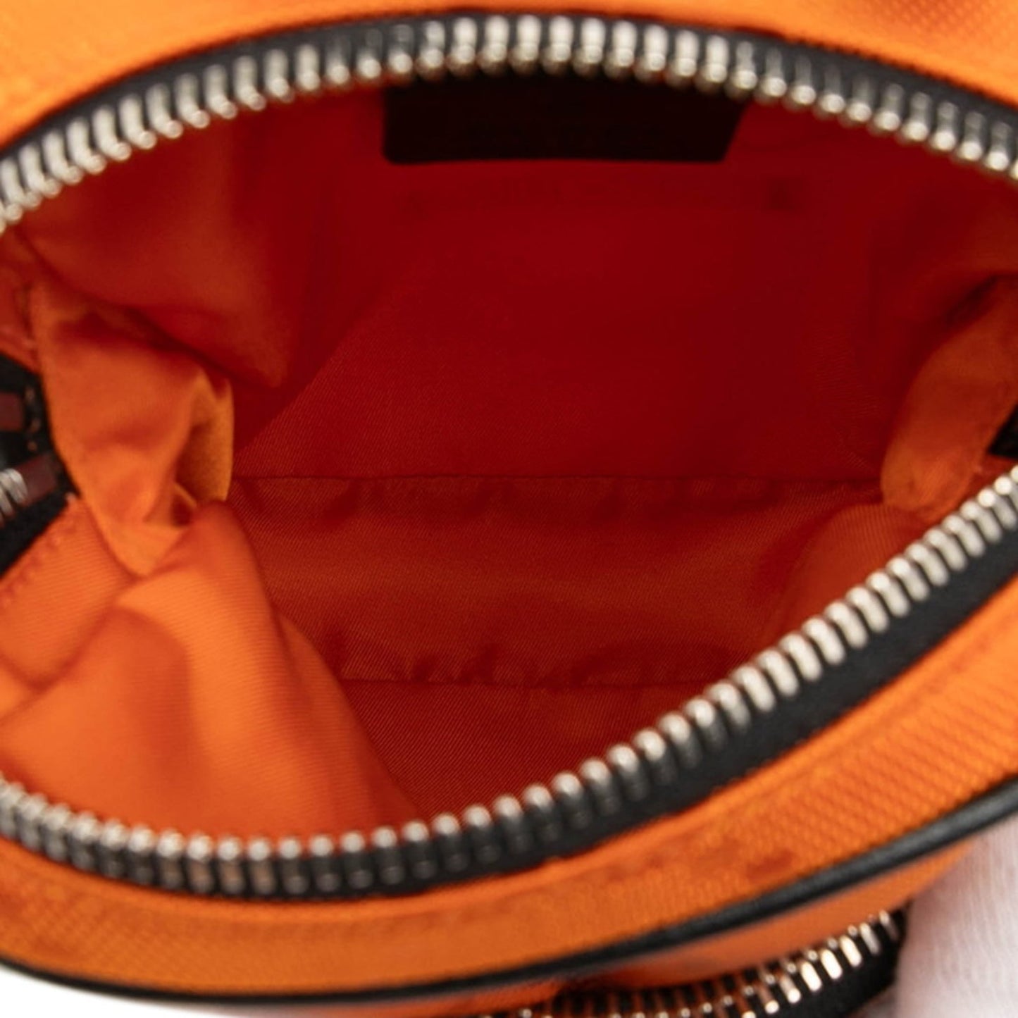 Gucci Orange Nylon Shoulder Bag ( )