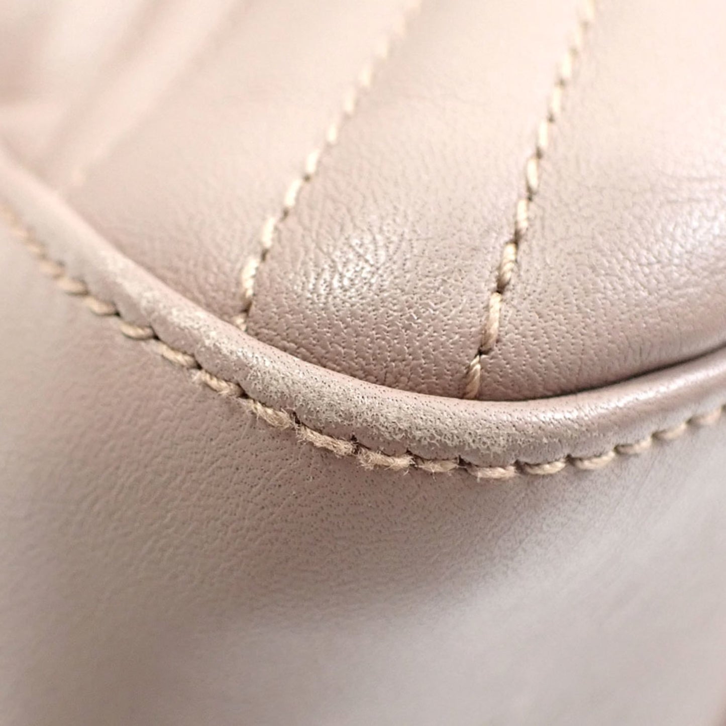 Gucci Beige Leather Tote Bag ( )