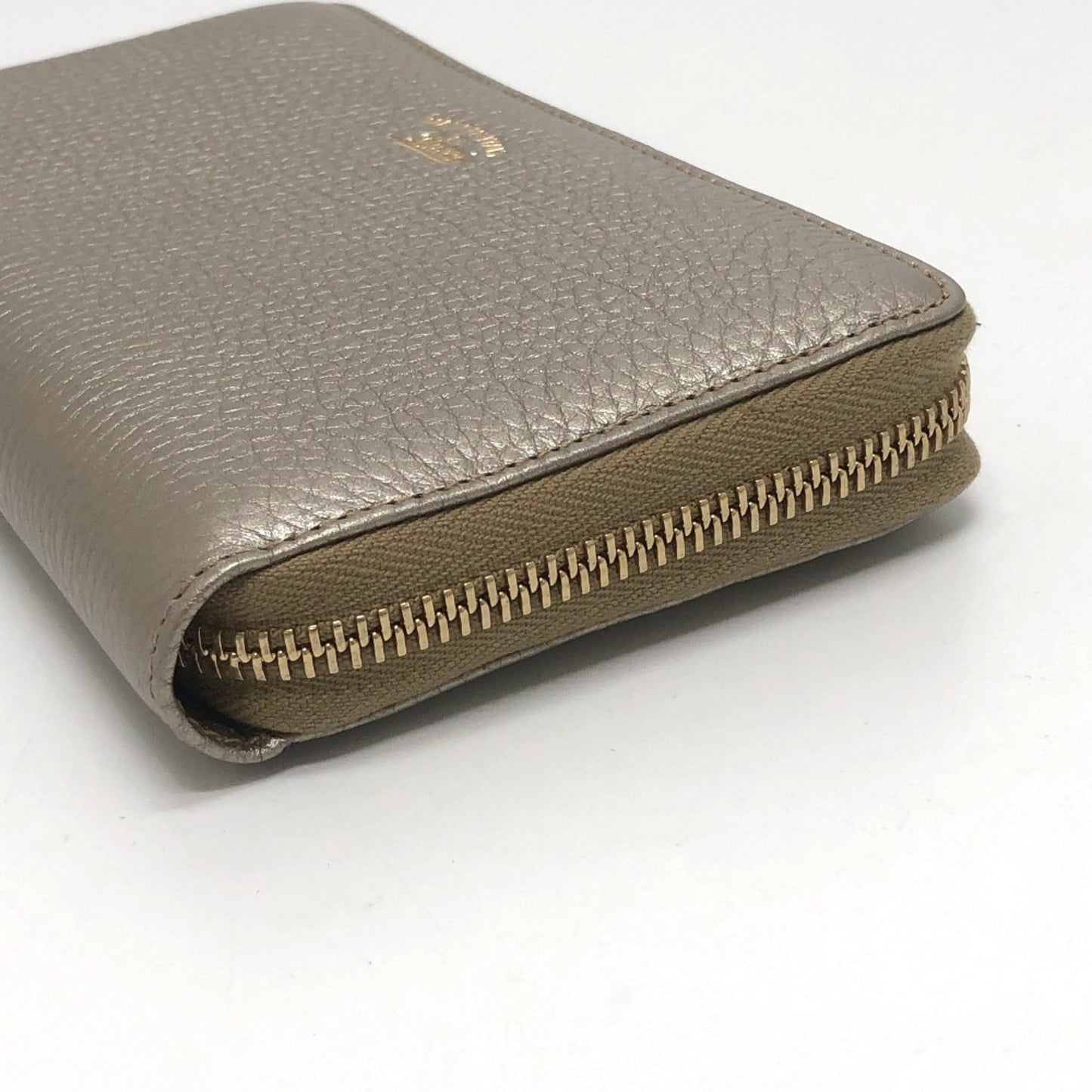 Gucci Gold Leather Long Wallet (Bi-Fold) ( )