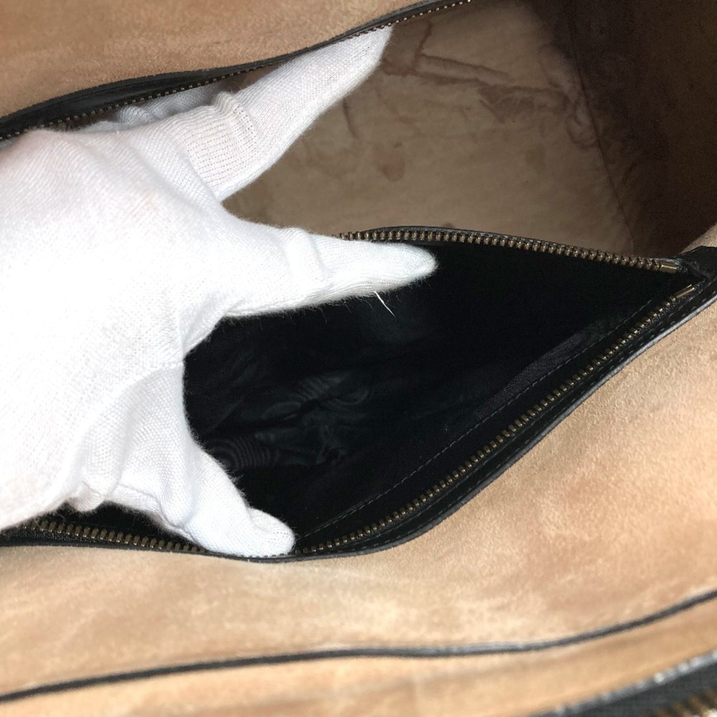 Gucci Black Leather Boston Bag Shoulder Bag ( )