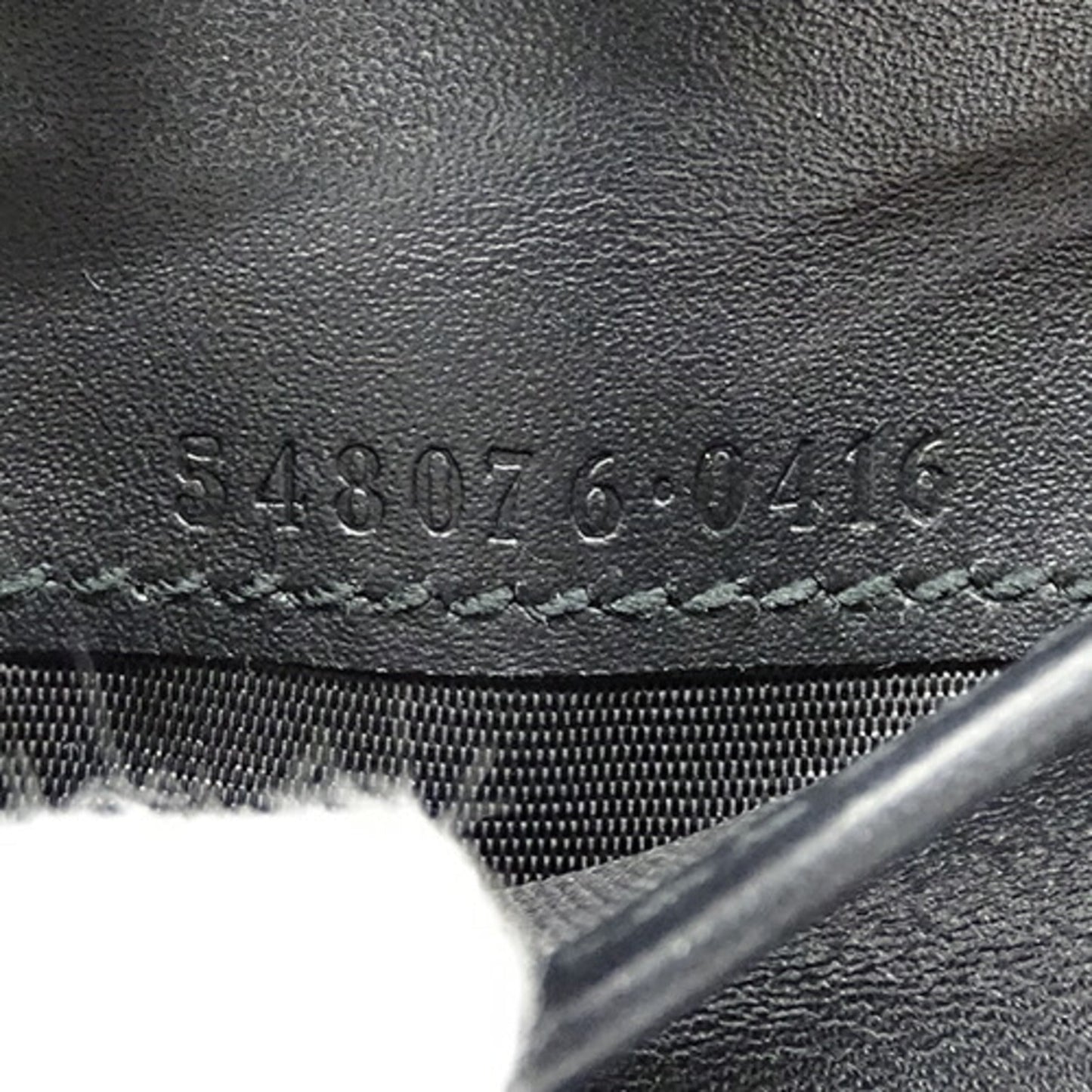 Gucci Gold Black Leather Wallet (Tri-Fold) ( )