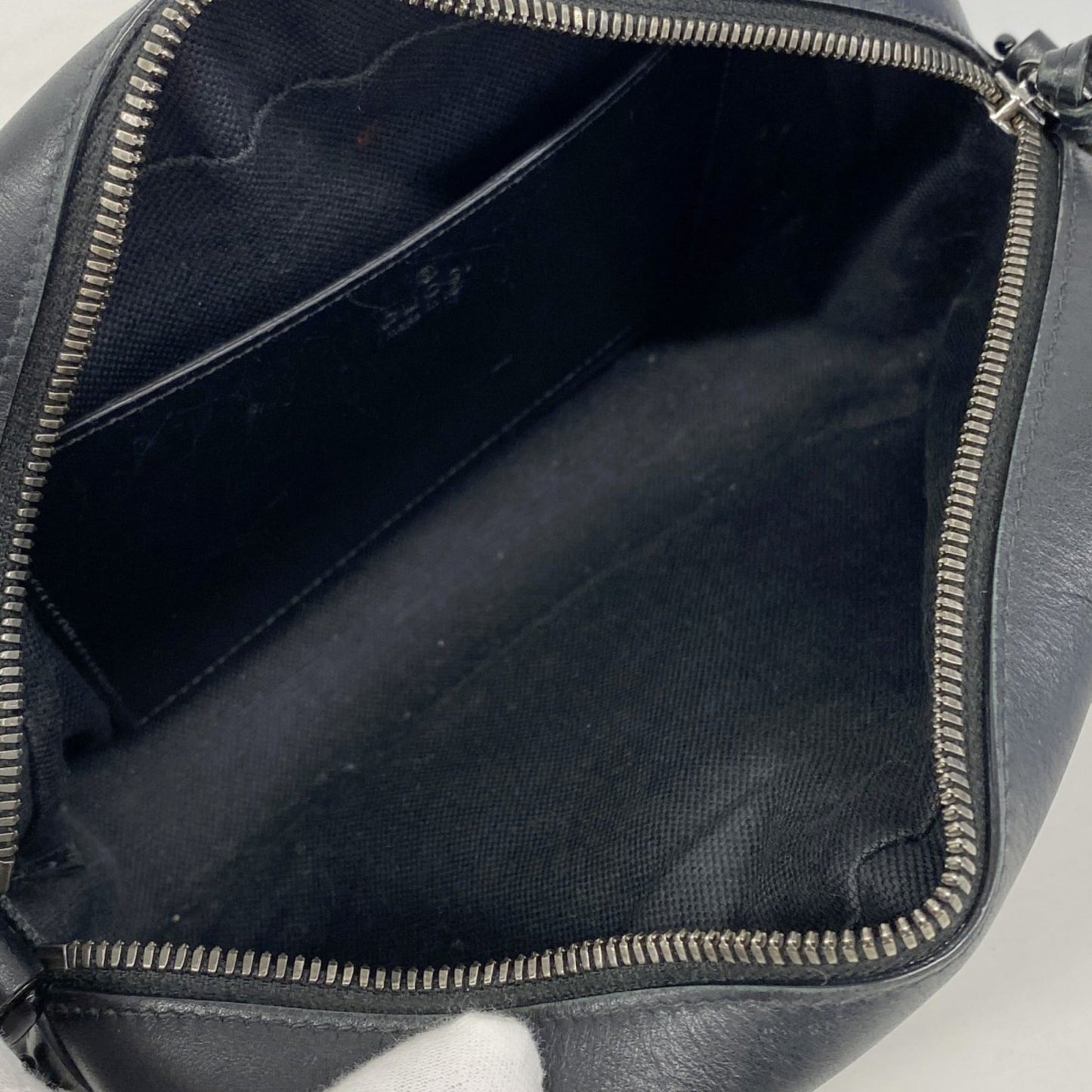 Gucci Black Leather Shoulder Bag ( )