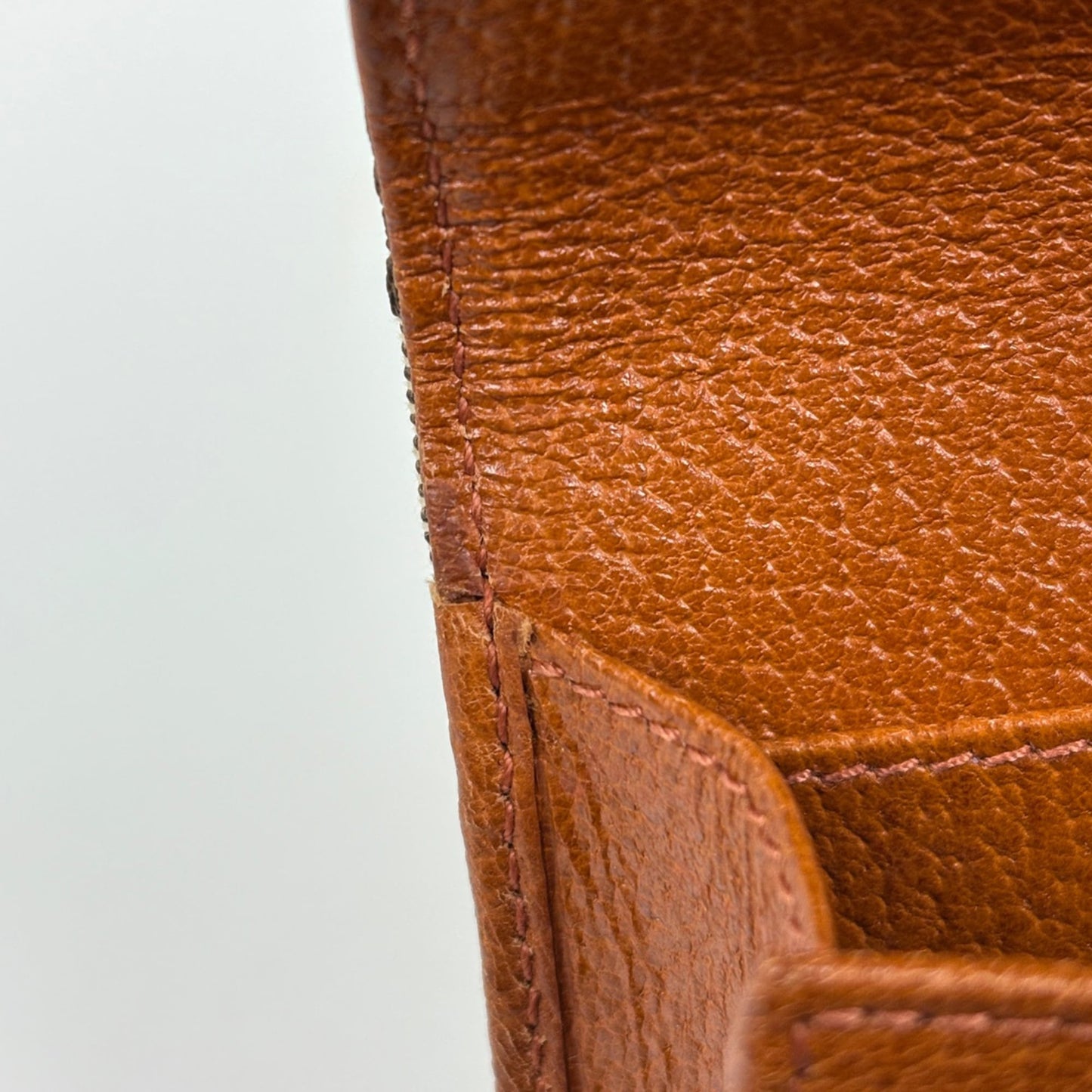 Gucci Brown Gg Canvas Long Wallet (Bi-Fold) ( )