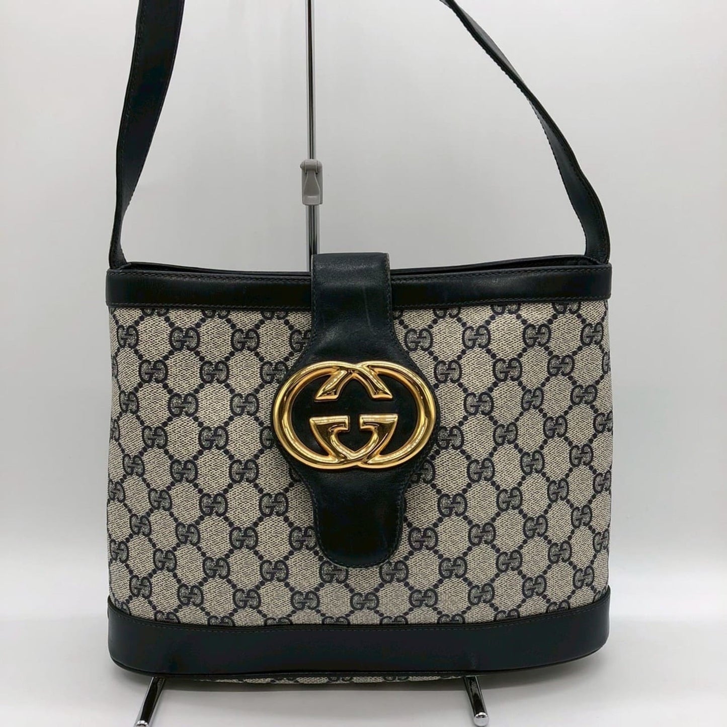 Gucci Navy Gg Supreme Shoulder Bag ( )