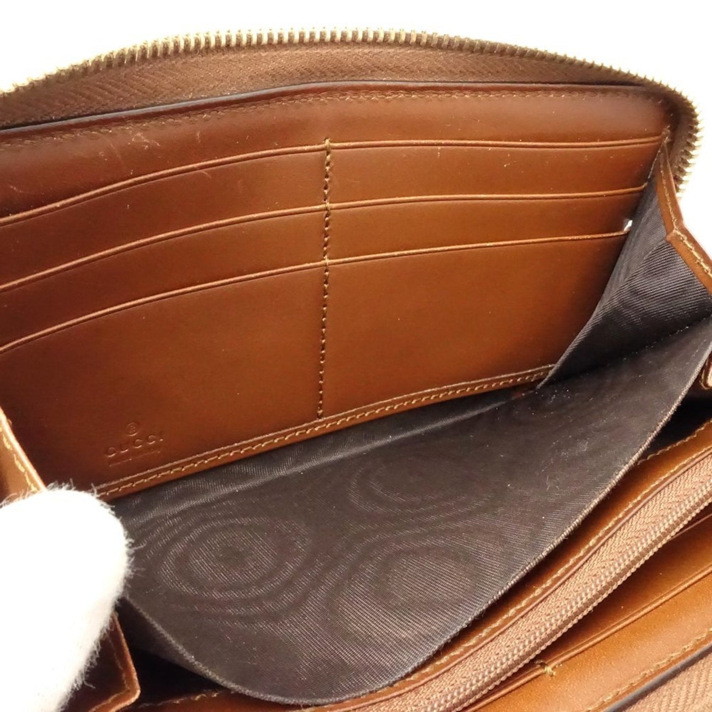 Gucci Beige Gg Supreme Long Wallet (Bi-Fold) ( )