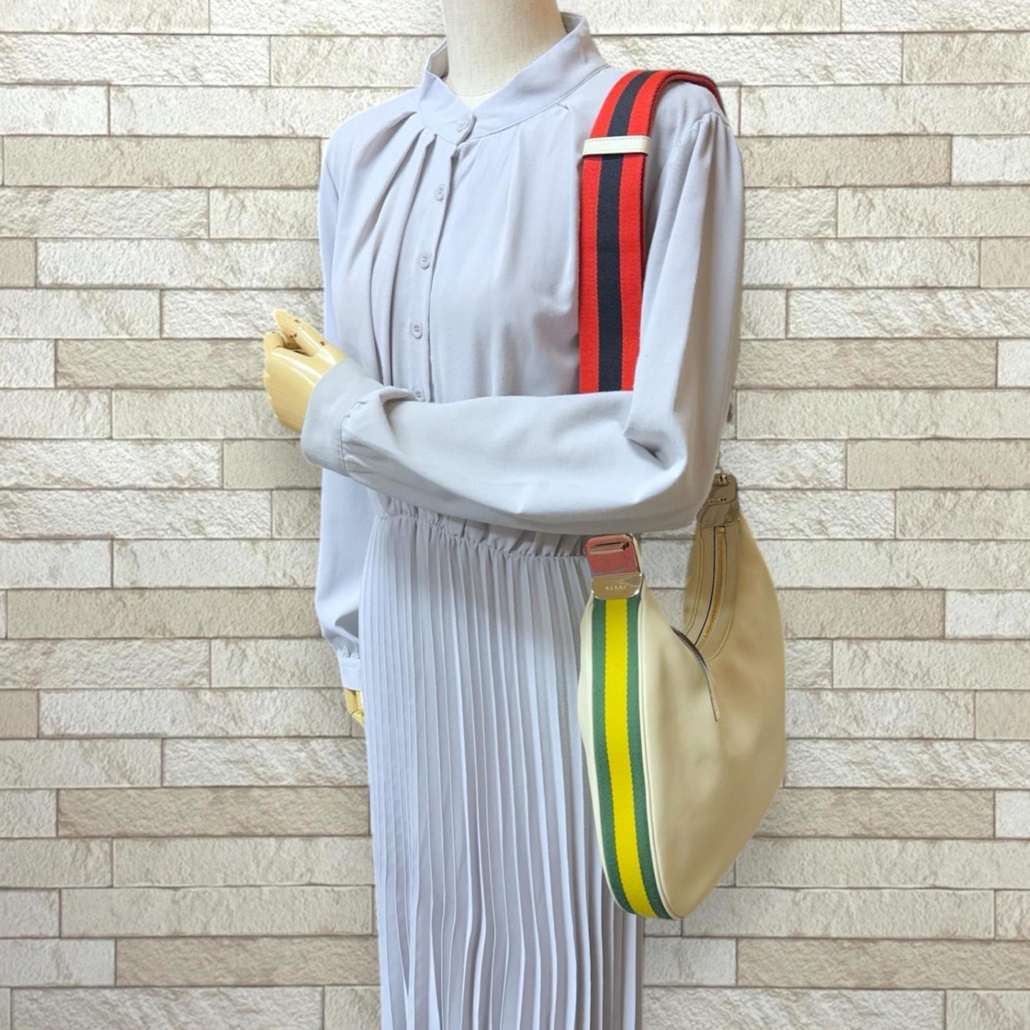 Gucci White Leather Shoulder Bag ( )