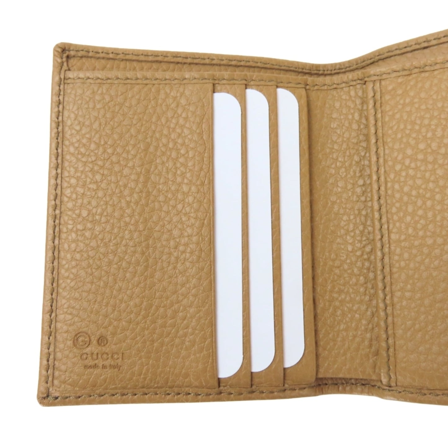 Gucci Beige Leather Wallet (Tri-Fold) ( )