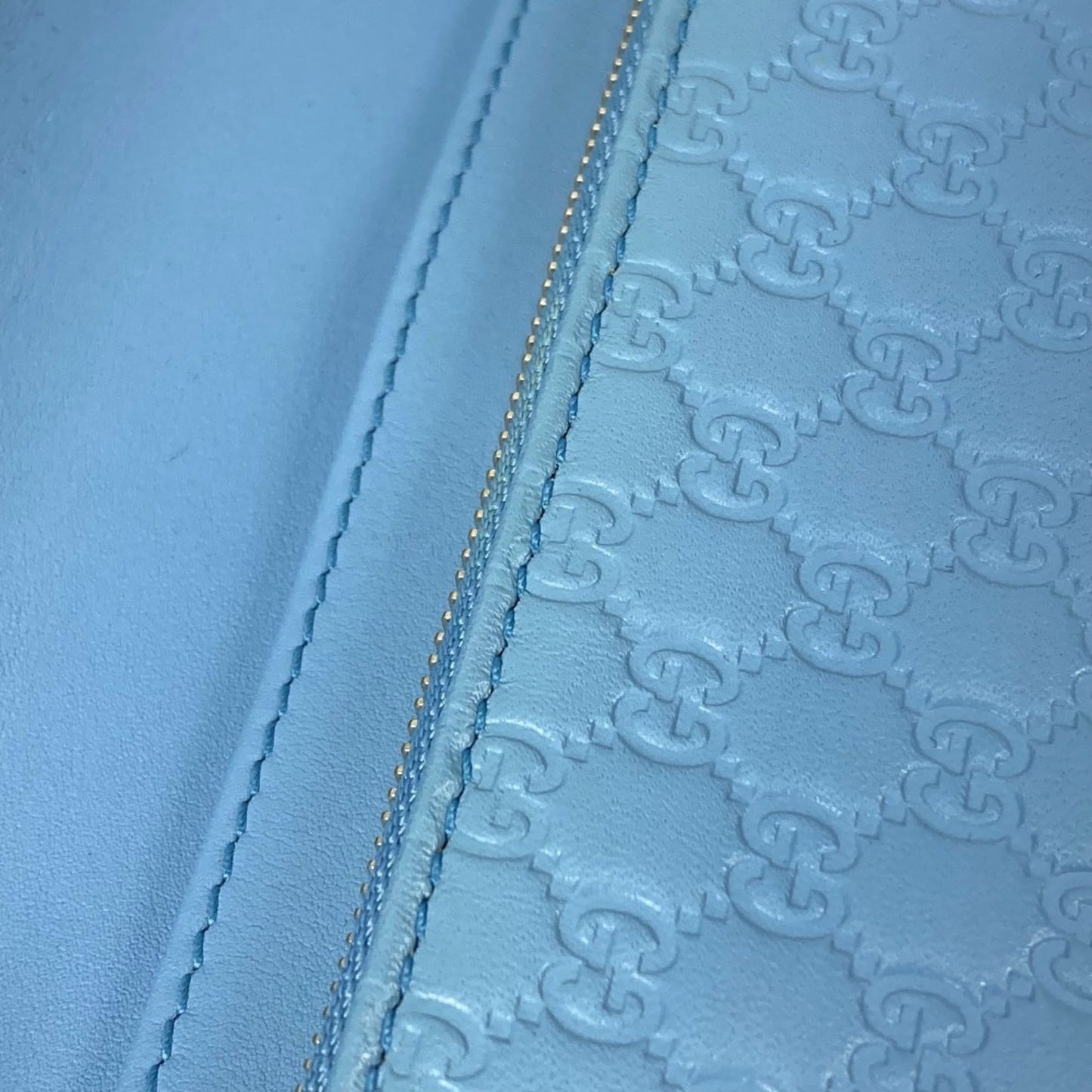 Gucci Blue Leather Chain/Shoulder Wallet ( )