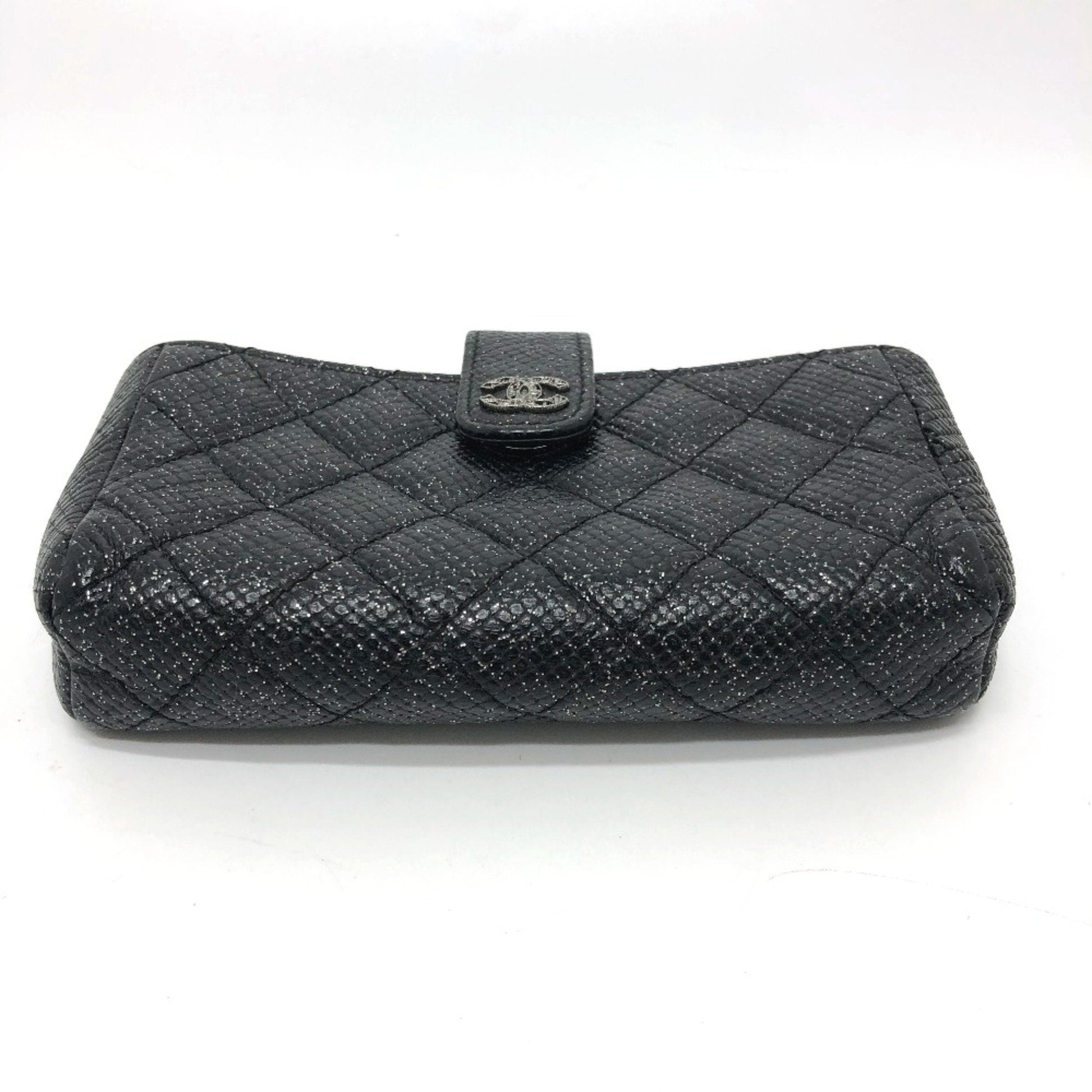 Chanel Clutch - Ewore Bags