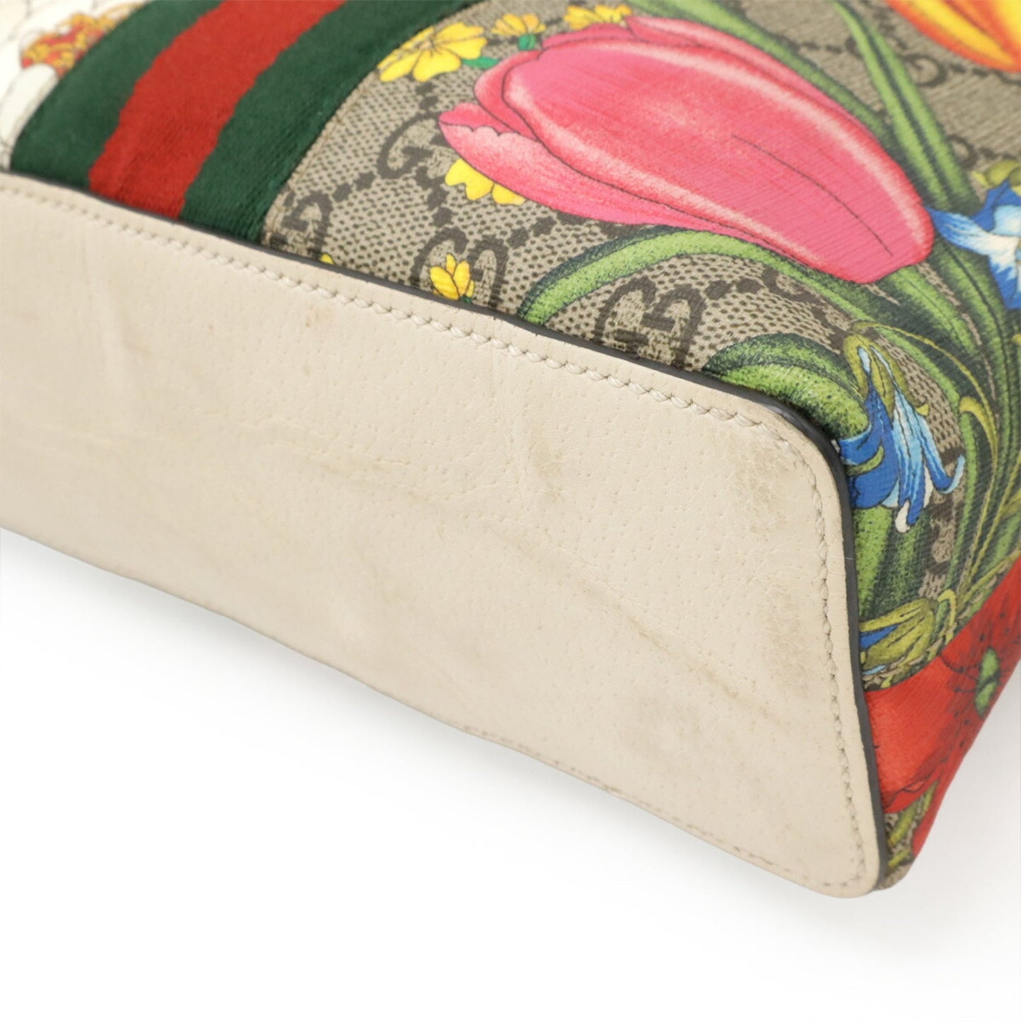 Gucci Beige Ivory Multi-Color Gg Supreme Canvas Leather Pochette Shoulder Bag ( )