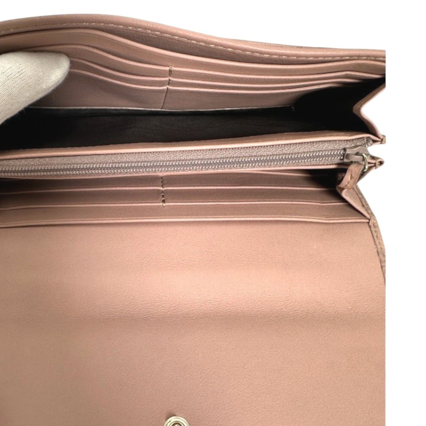 Gucci Pink Leather Wallet (Bi-Fold) ( )