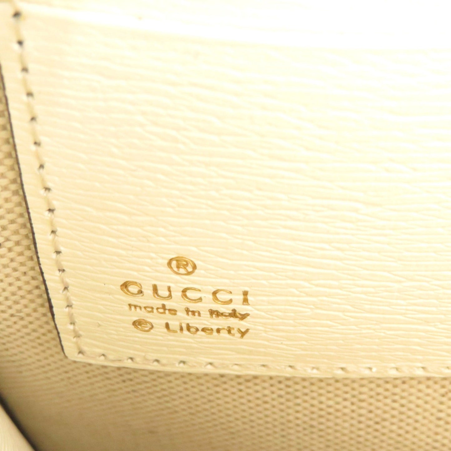 Gucci Light Blue White Leather Clutch Bag ( )