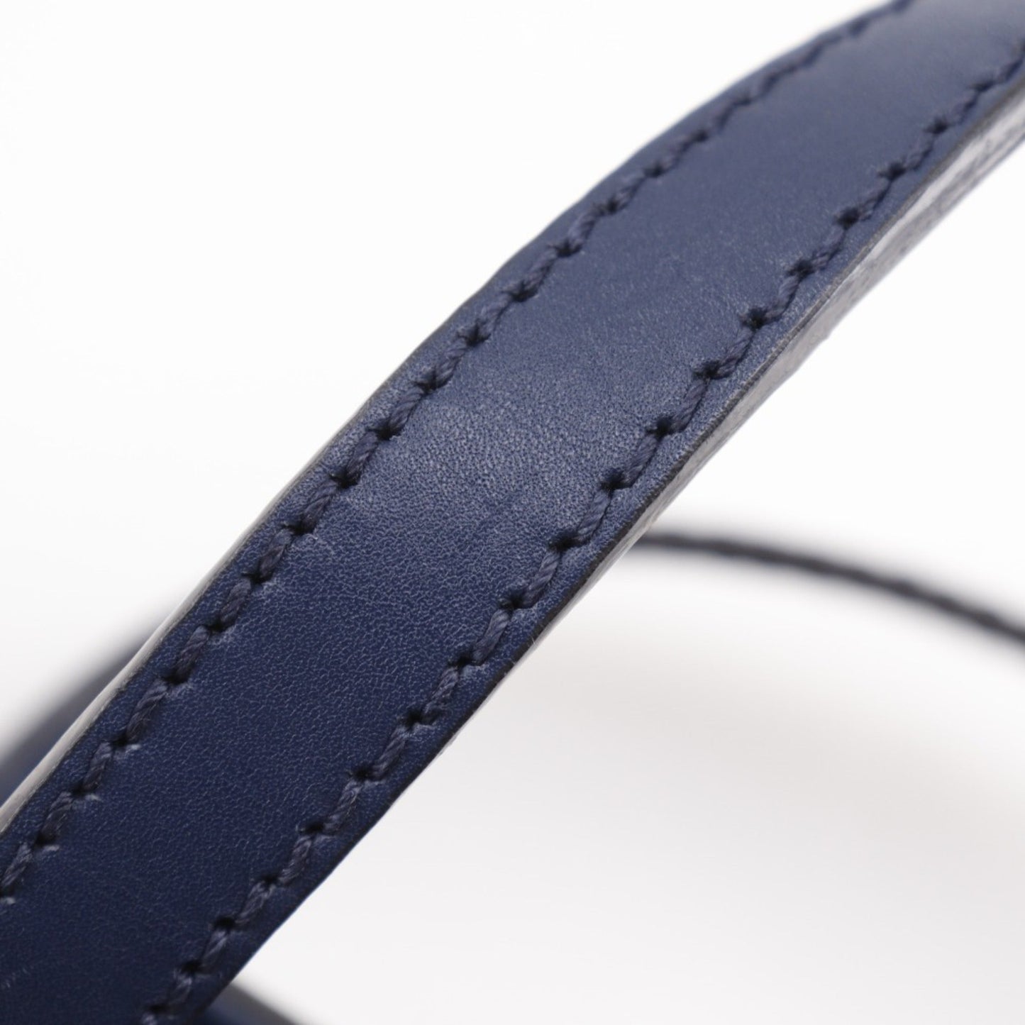 Gucci Navy Leather Handbag ( )