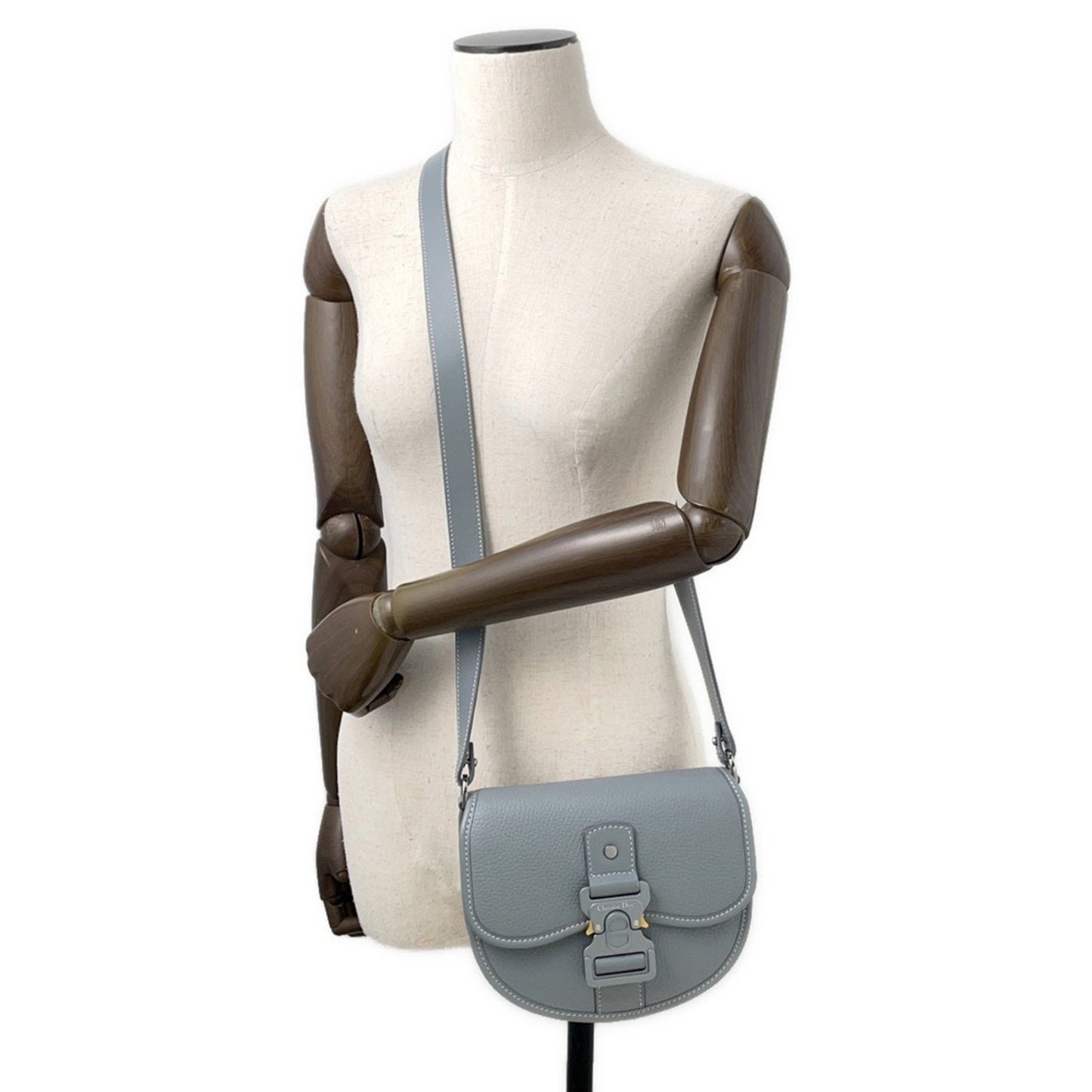 Christian Dior Gray Leather Shoulder Bag ()