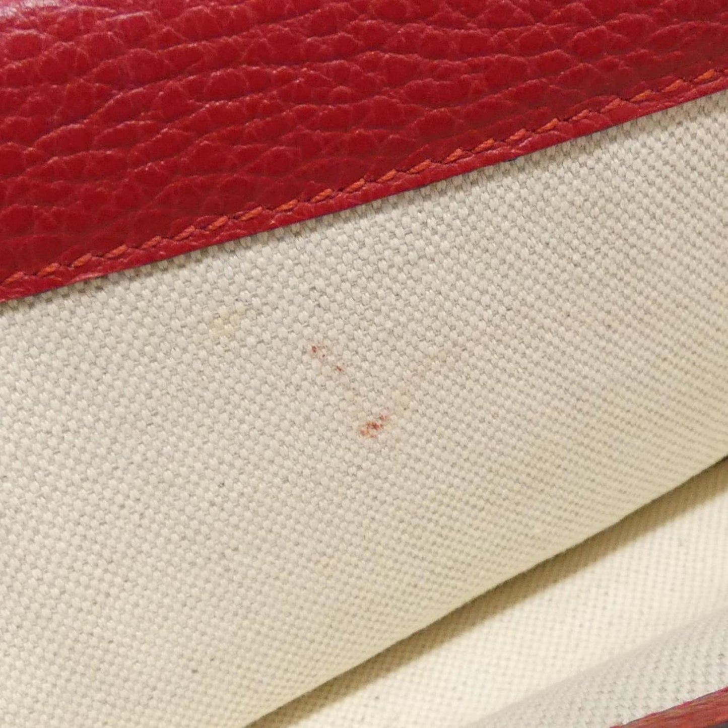 Gucci Red Color Leather Shoulder Bag ( )