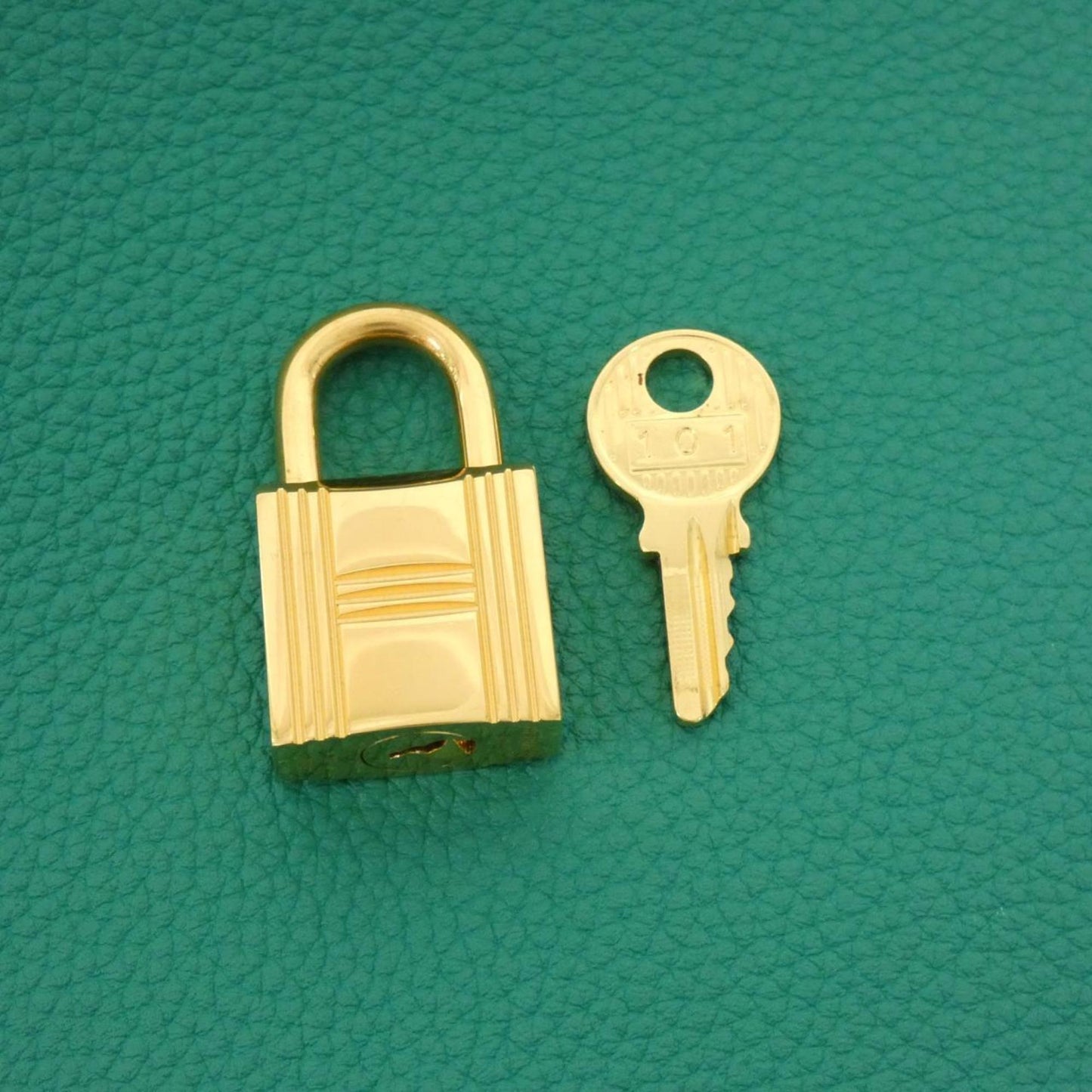 Hermes Handbag ( )