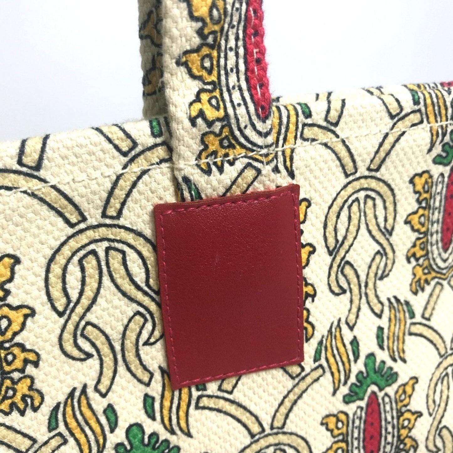 Gucci Multi-Color Canvas Shoulder Bag Tote Bag ( )