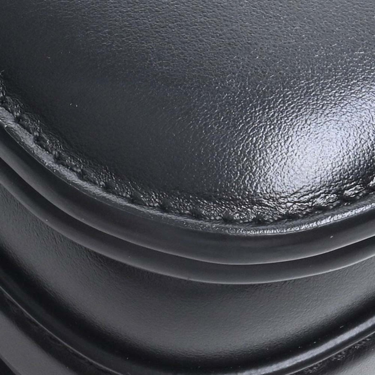 LOUIS VUITTON Leather LV Pont Neuf Shoulder Bag M55948 Black Ladies