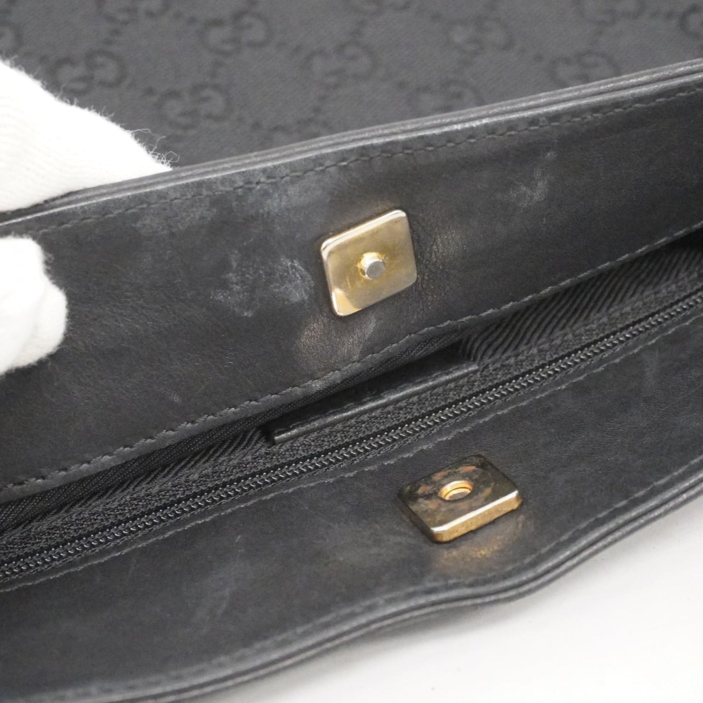 Gucci Black Canvas Shoulder Bag ( )