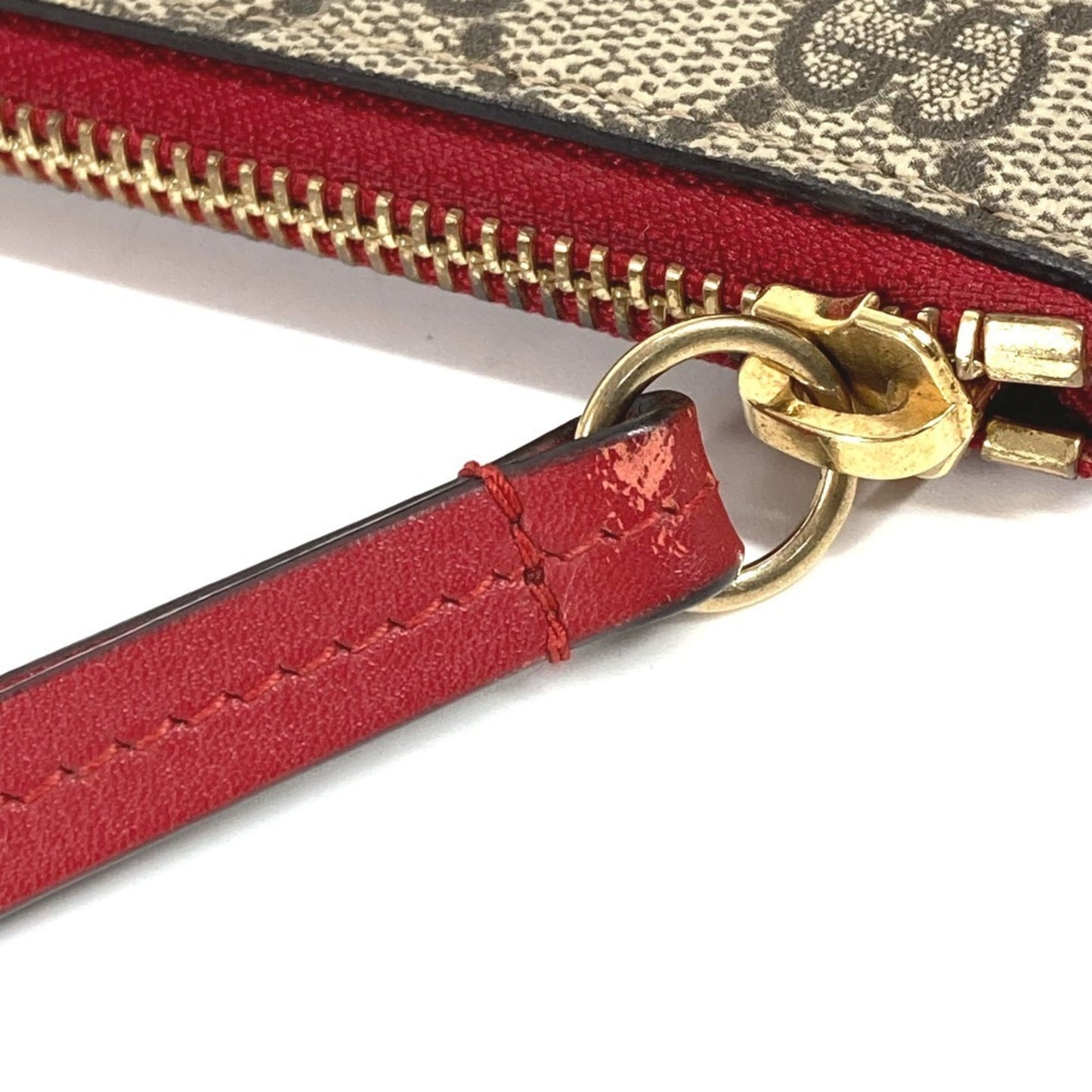 Gucci Beige Red Color Gg Supreme Clutch Bag ( )
