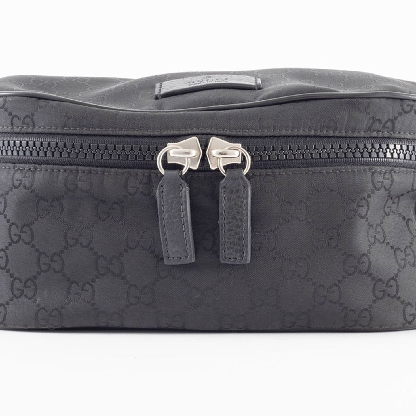 Gucci Black Nylon Pochette Shoulder Bag Sling Bag ( )