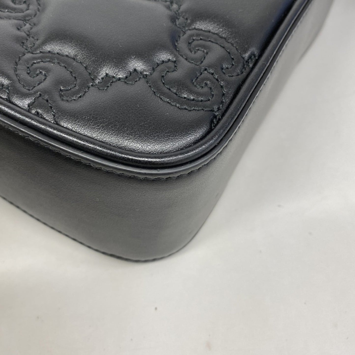 Gucci Black Leather Shoulder Bag ( )