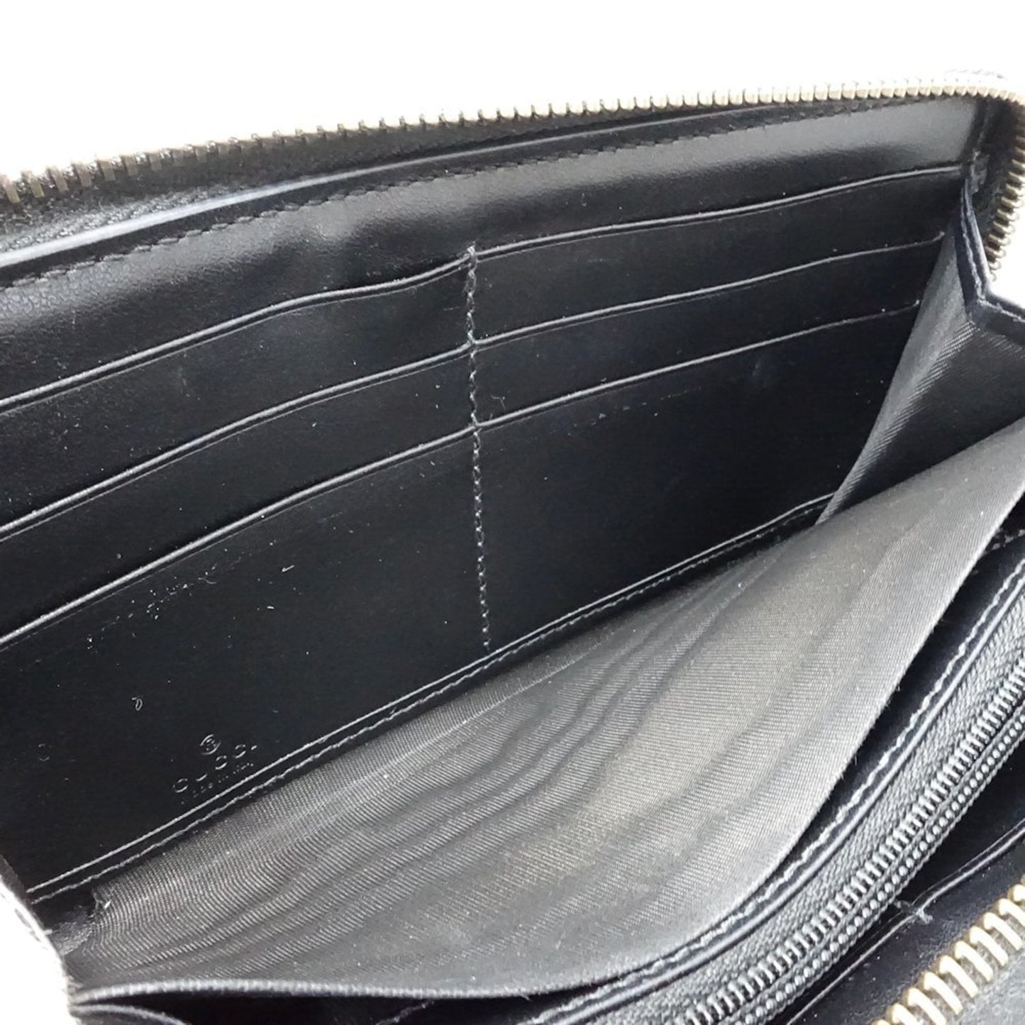 Gucci Black Leather Long Wallet (Bi-Fold) ( )