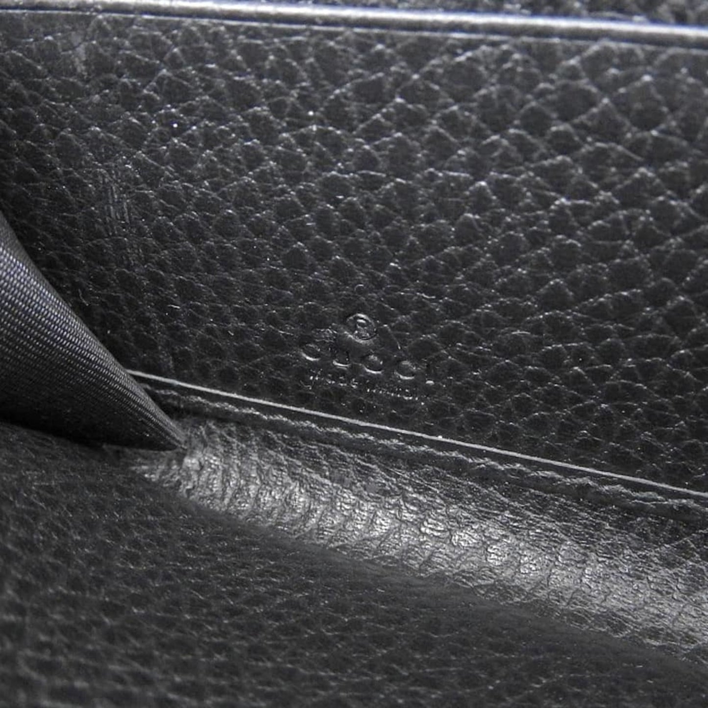Gucci Black Leather Long Wallet (Bi-Fold) ( )