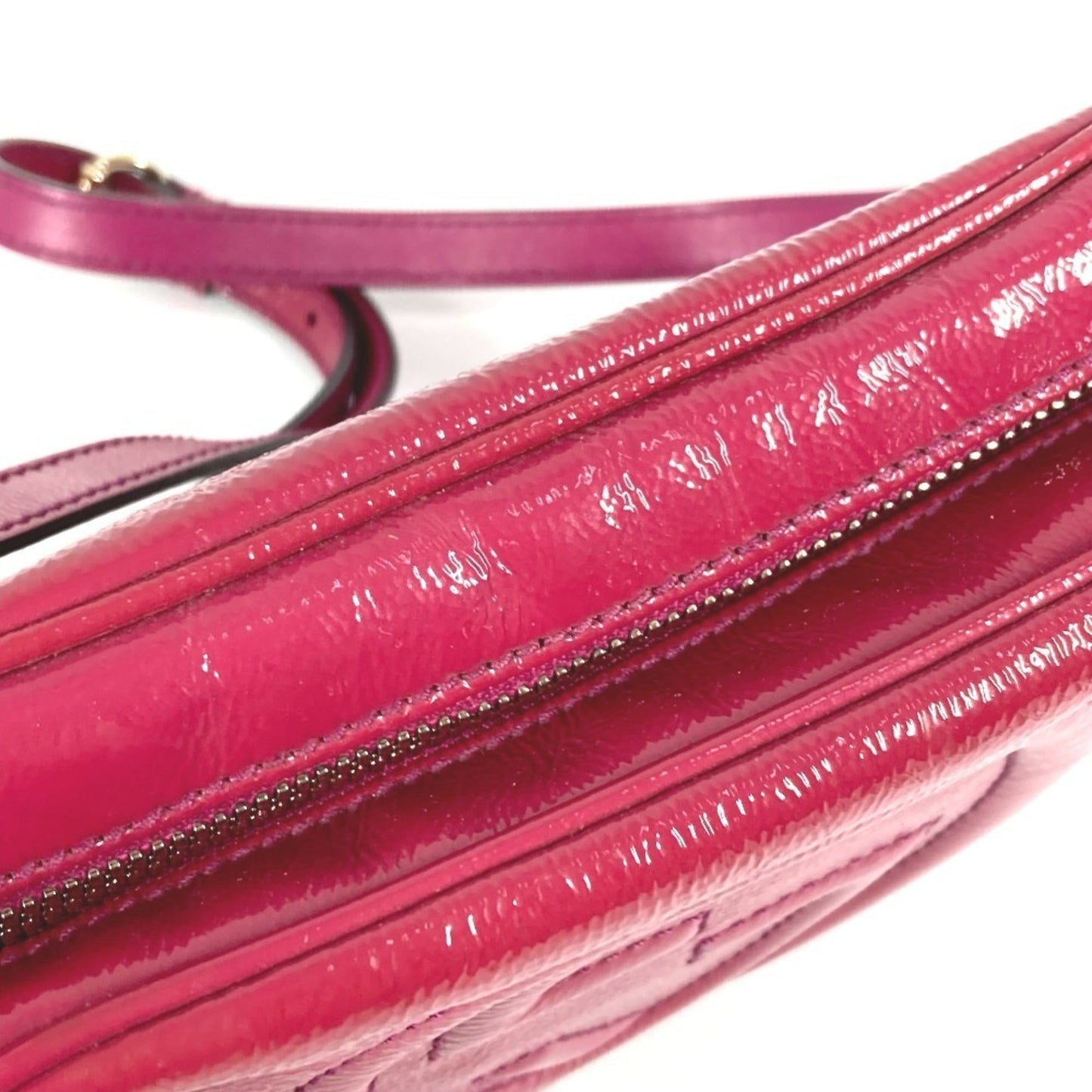 Gucci Soho Purple Patent Leather Pochette Shoulder Bag ( )