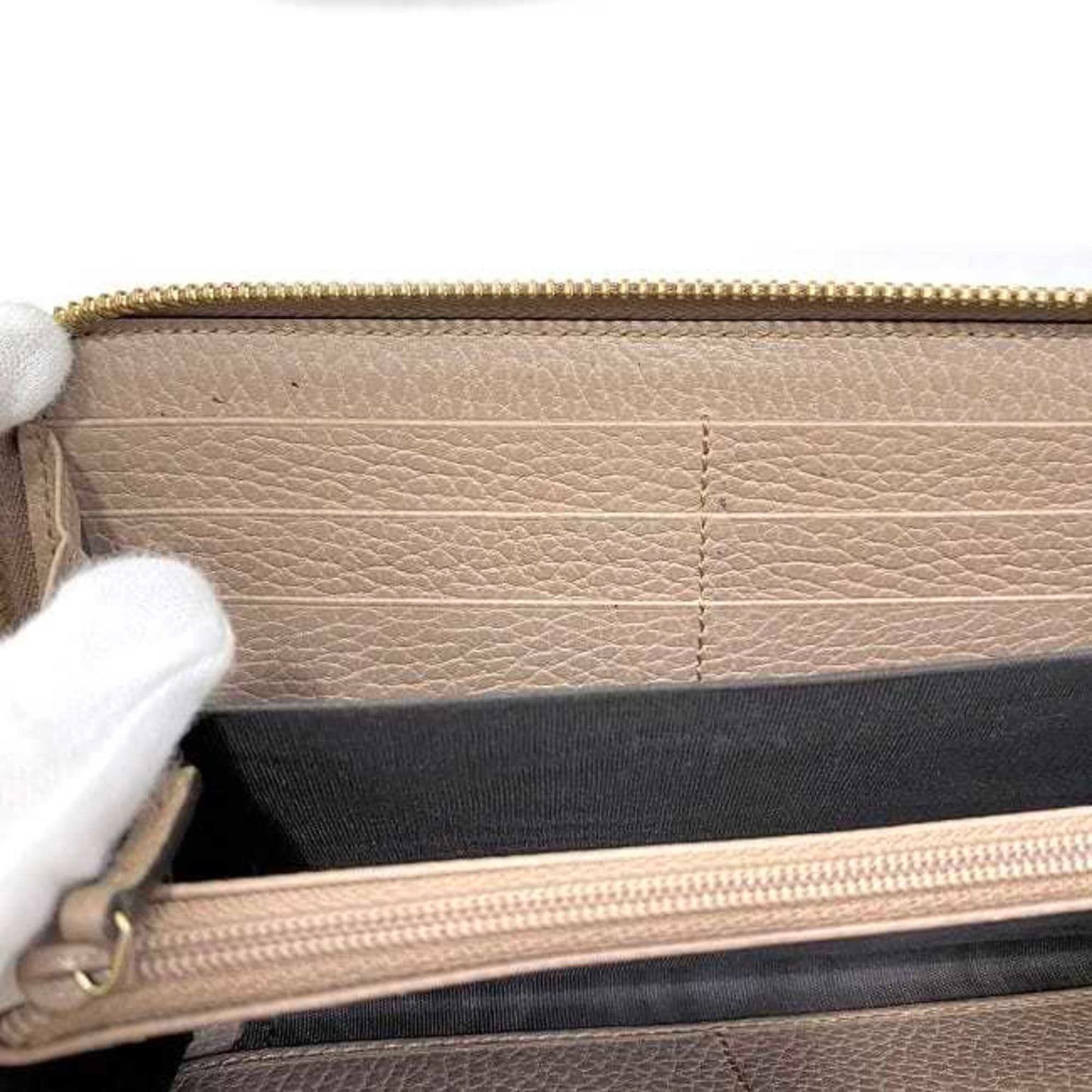 Gucci Pink Beige Leather Long Wallet (Bi-Fold) ( )