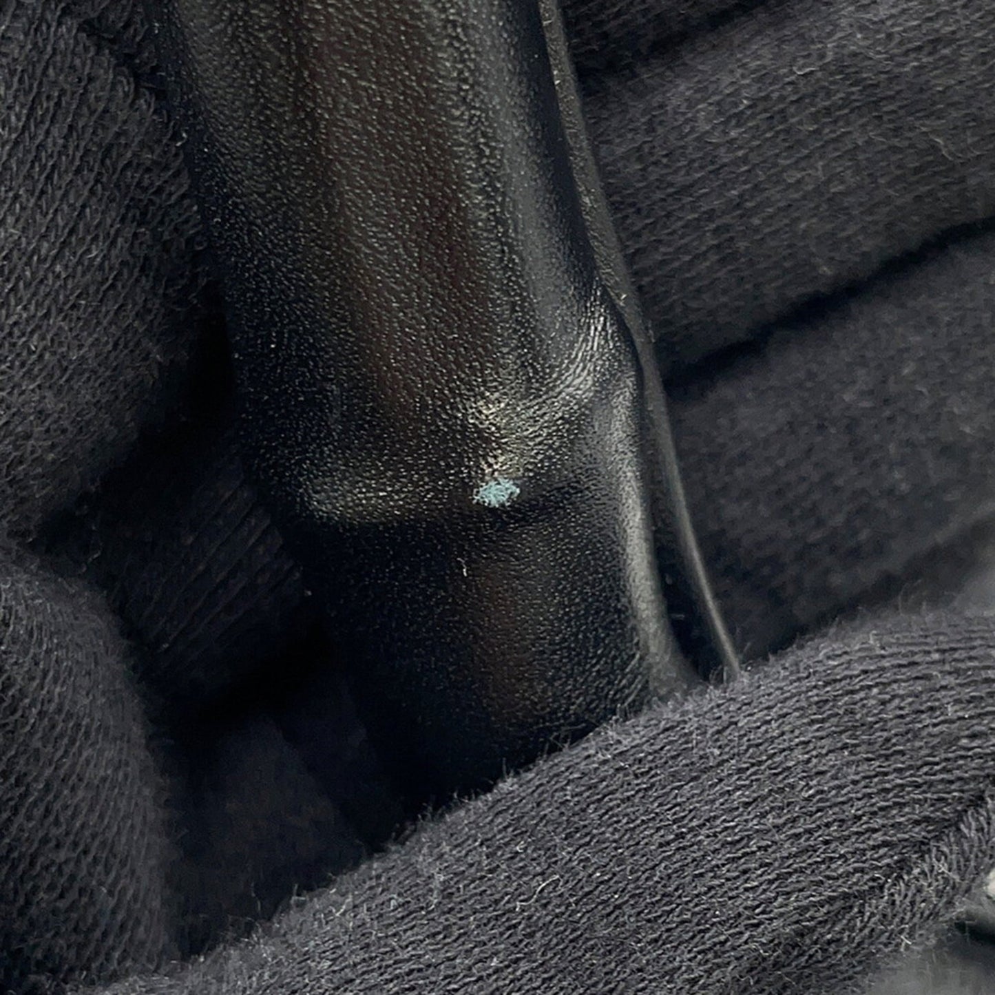 Gucci Black Leather Handbag Shoulder Bag Tote Bag ( )